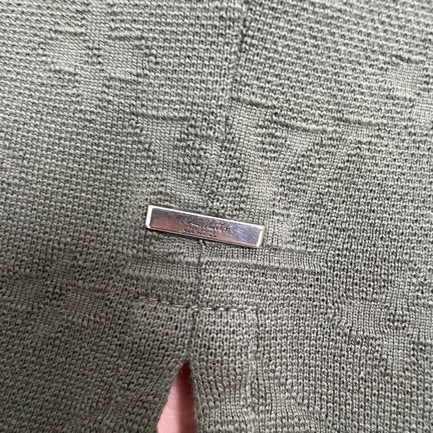 Louis Vuitton Louis Vuitton Monogram Pocket T-Shirt Size L Size US L / EU 52-54 / 3 - 4 Thumbnail