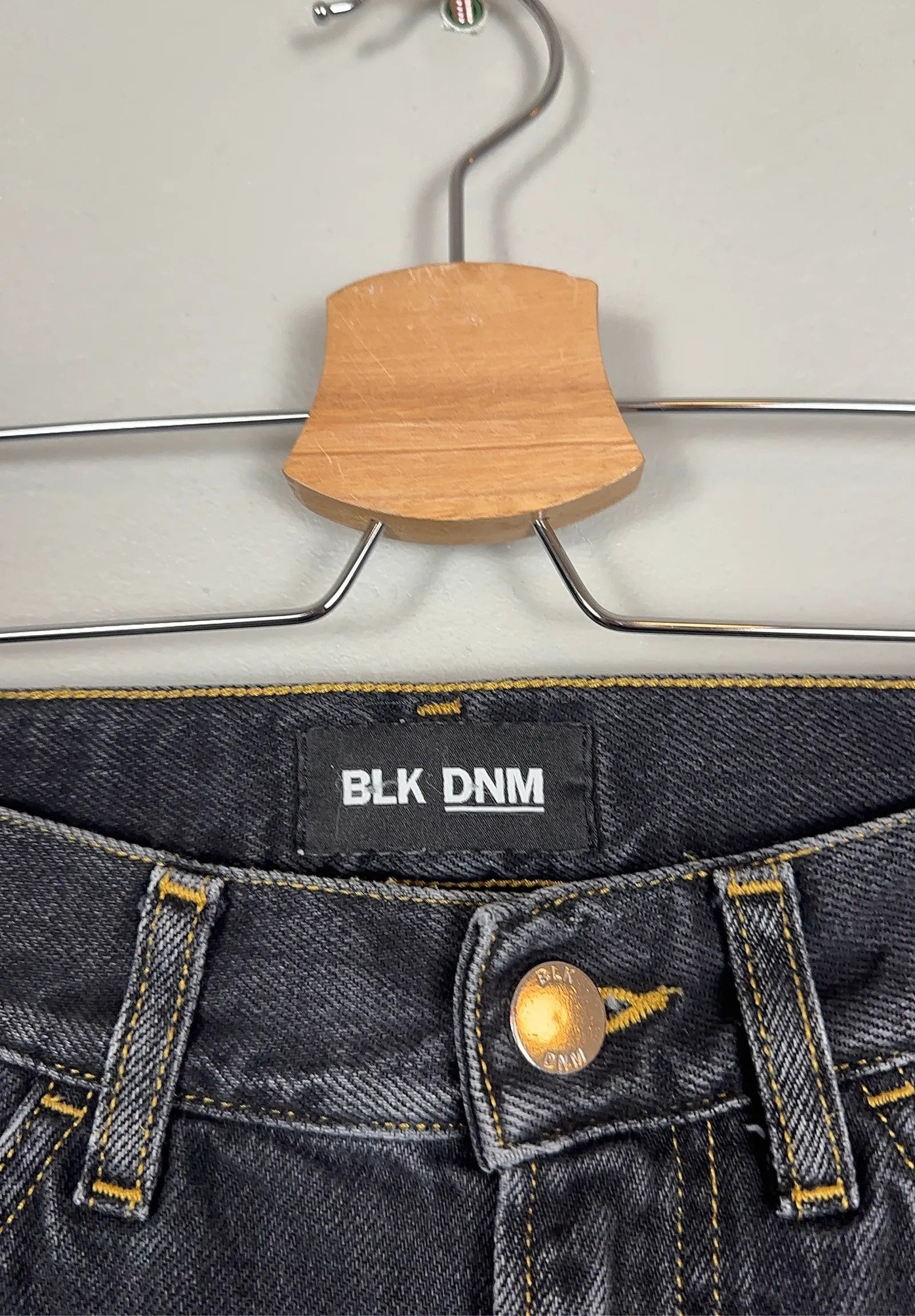 Blk Dnm Blk Dnm Jeans 39 Bond Black Jeans Size 26" / US 2 / IT 38 - 2 Thumbnail