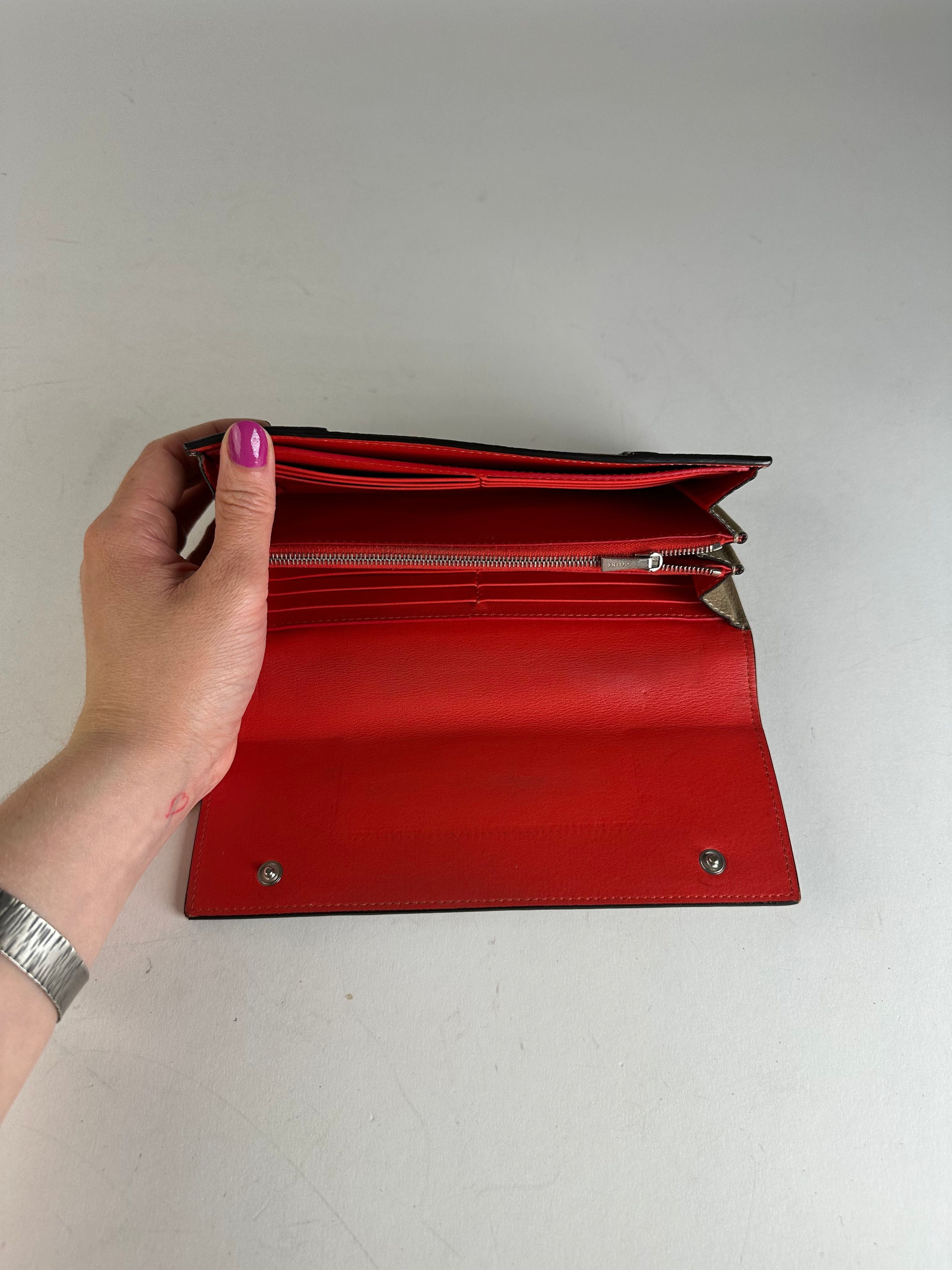Celine Vintage Paris Leather Wallet Brown Size ONE SIZE - 11 Thumbnail