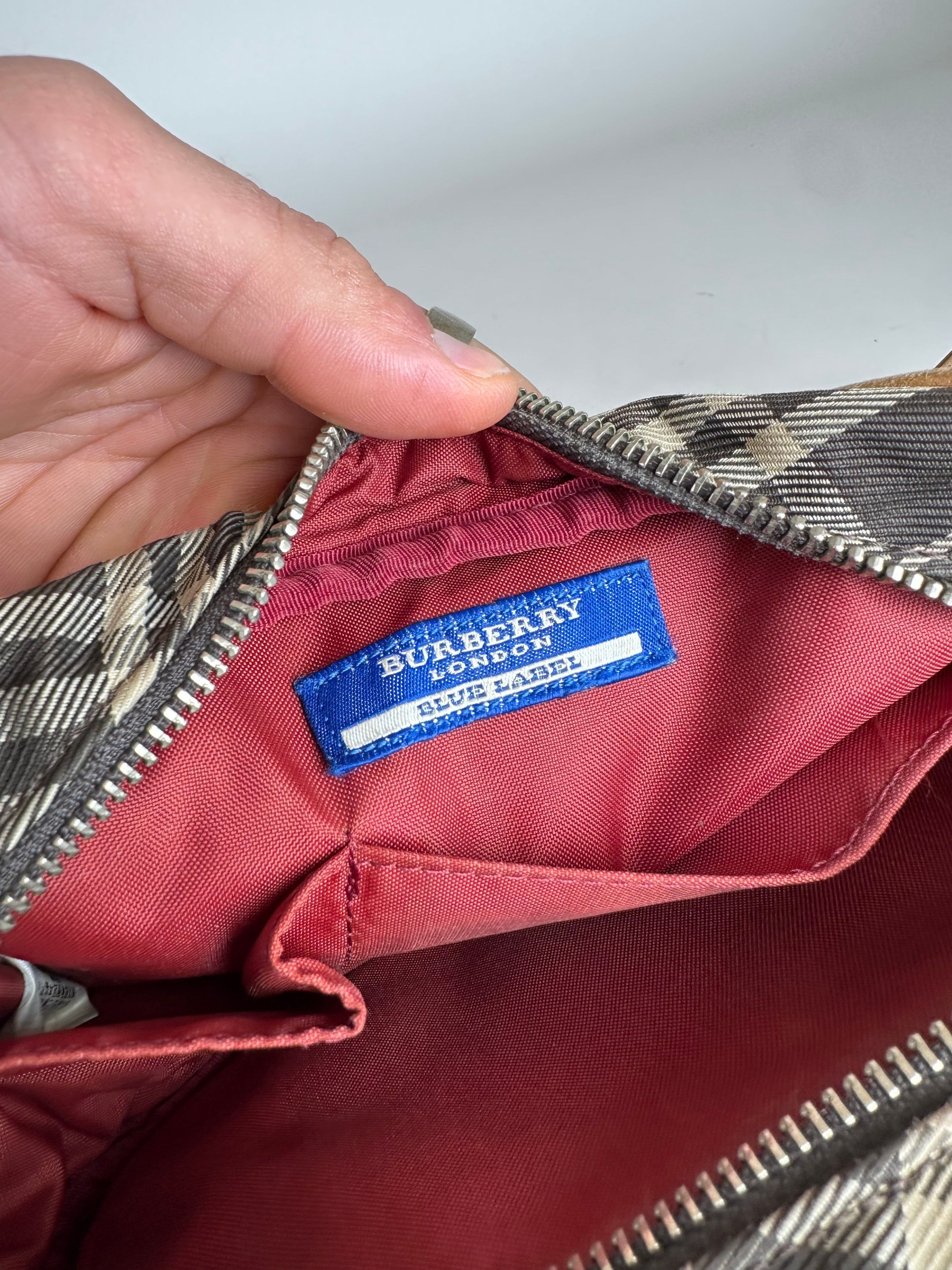 Burberry Vintage Checked Crossbody Bag Black White Brown Size ONE SIZE - 6 Thumbnail