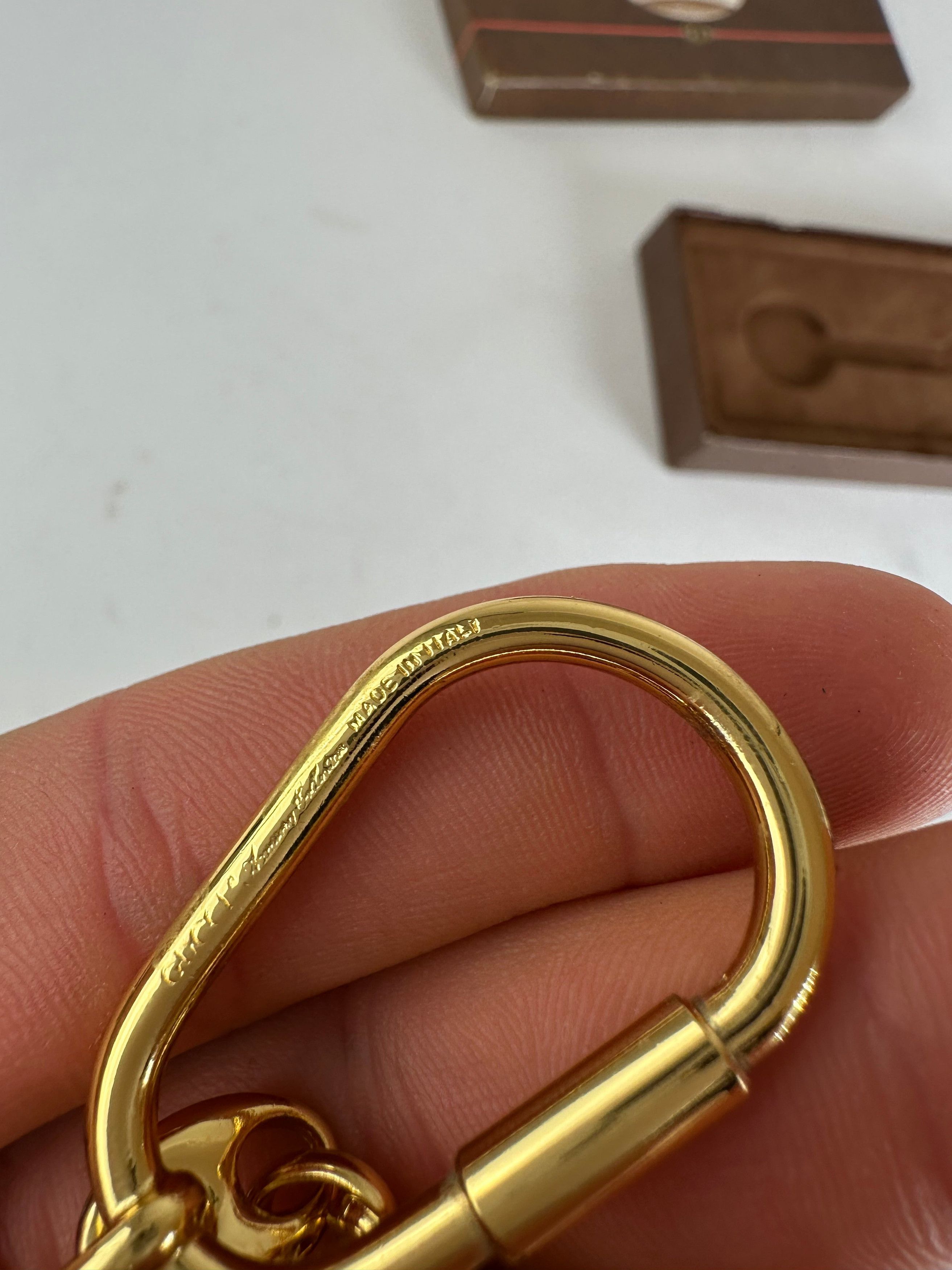 Gucci Vintage GG Key Pendant Gold Black Size ONE SIZE - 9 Thumbnail