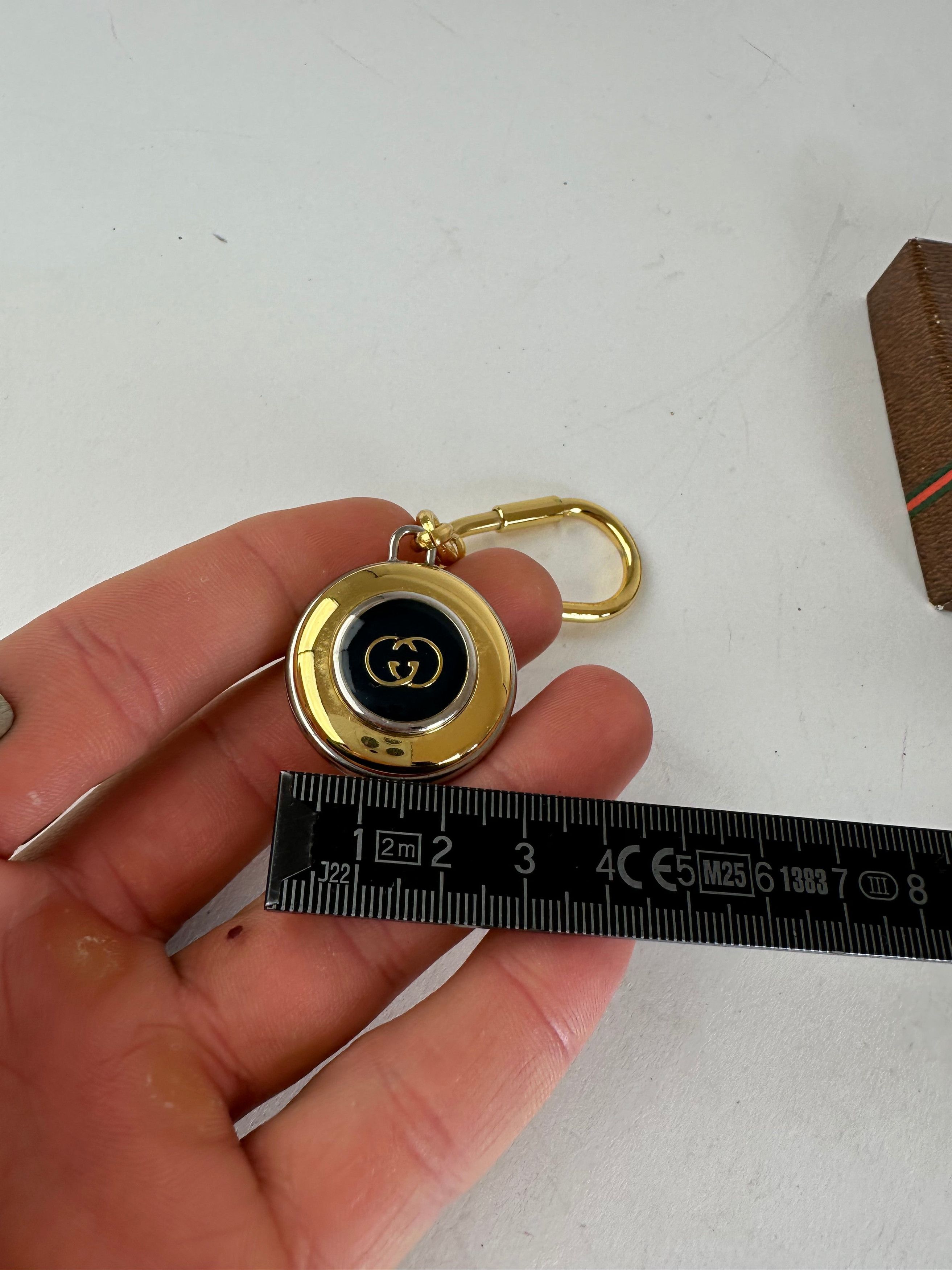Gucci Vintage GG Key Pendant Gold Black Size ONE SIZE - 8 Thumbnail