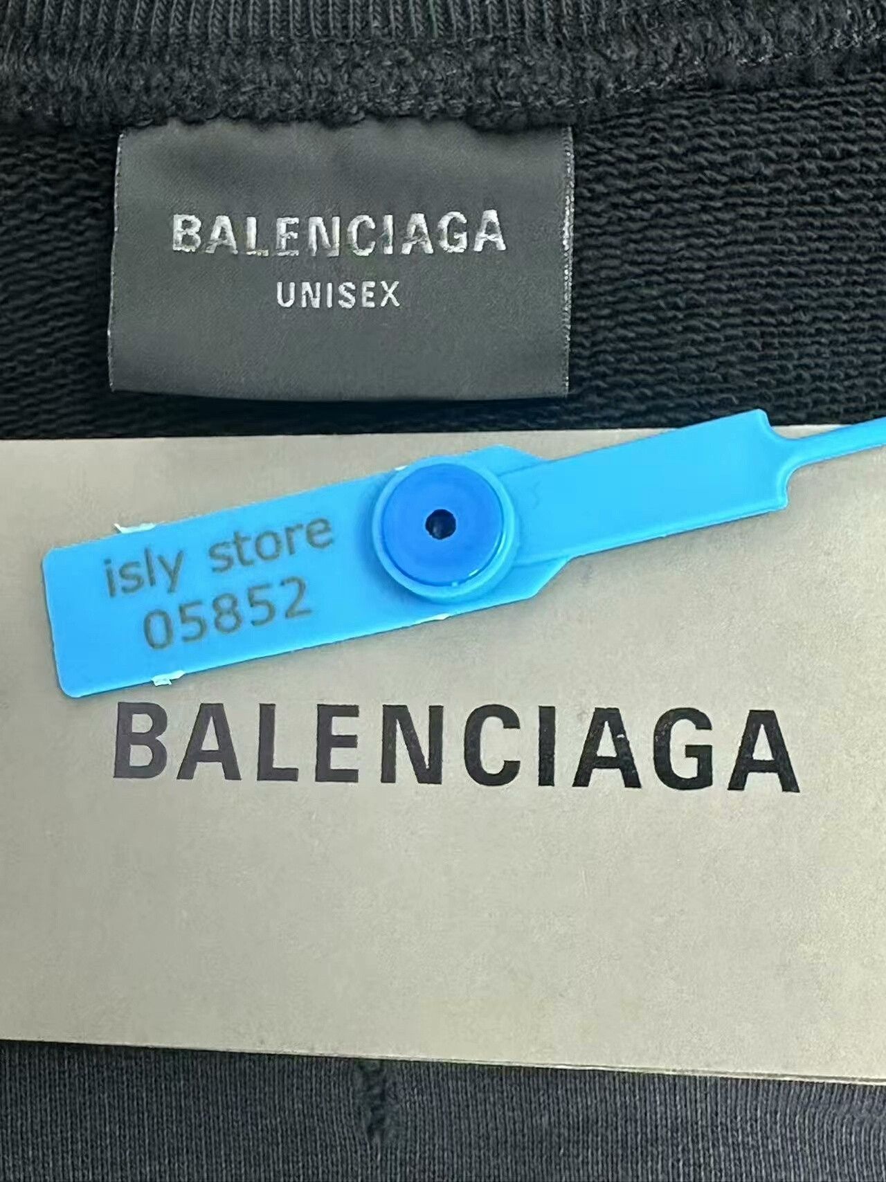Balenciaga Balenciaga Tape Logo Distressed Sweatshirt Size XL Size US XL / EU 56 / 4 - 4 Thumbnail