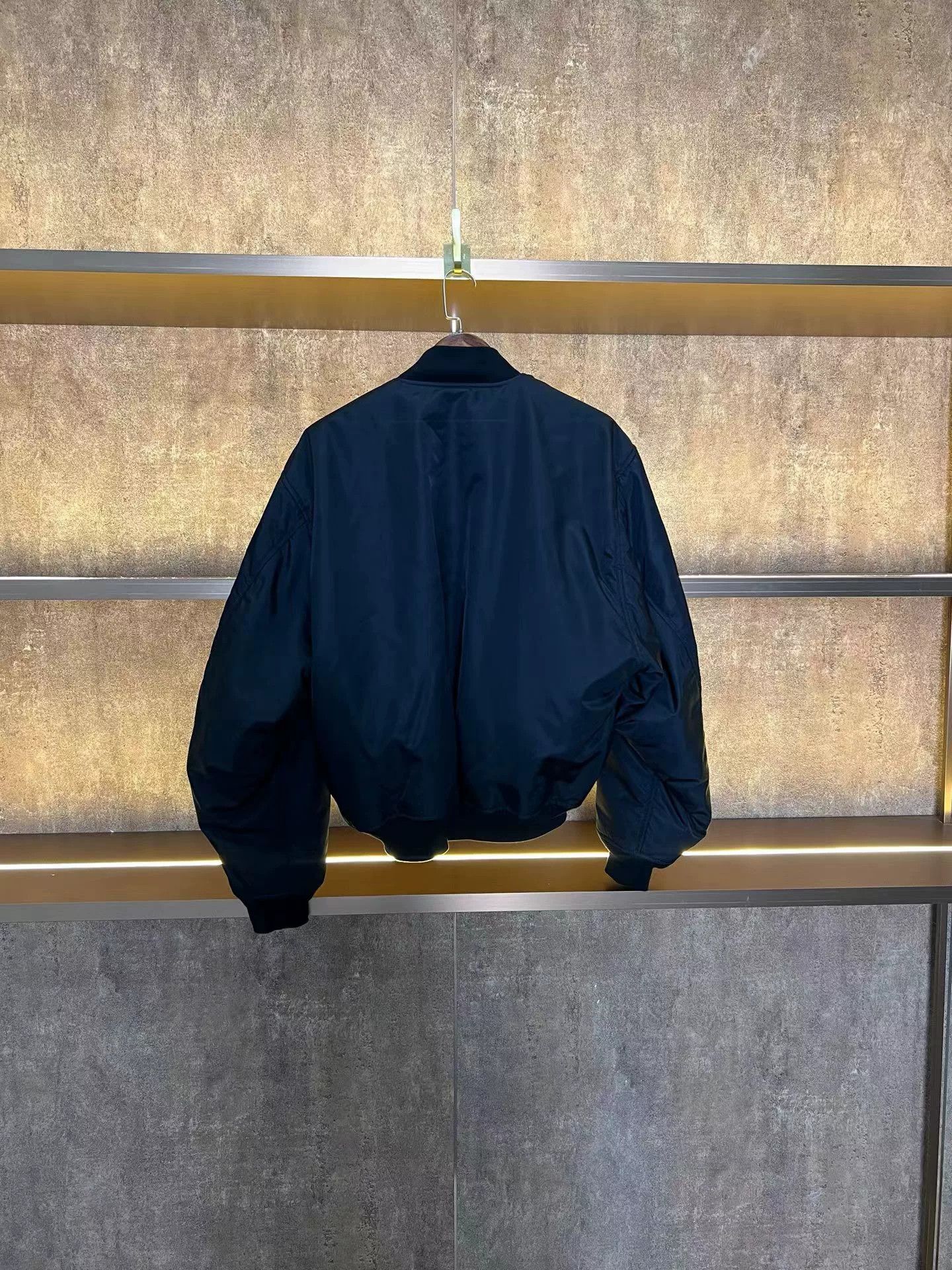 Balenciaga Balenciaga Logo Embroidered Bomber Jacket XS Size US XS / EU 42 / 0 - 2 Thumbnail
