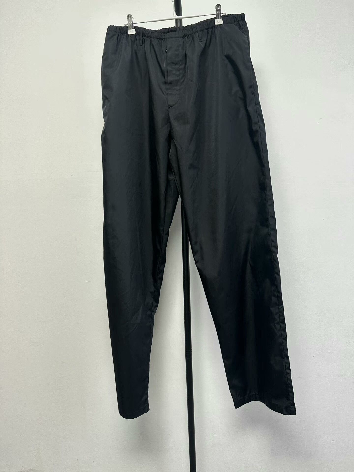 Prada Prada Re-Nylon Triangle Logo Pants XL Size US 36 / EU 52 - 2 Thumbnail