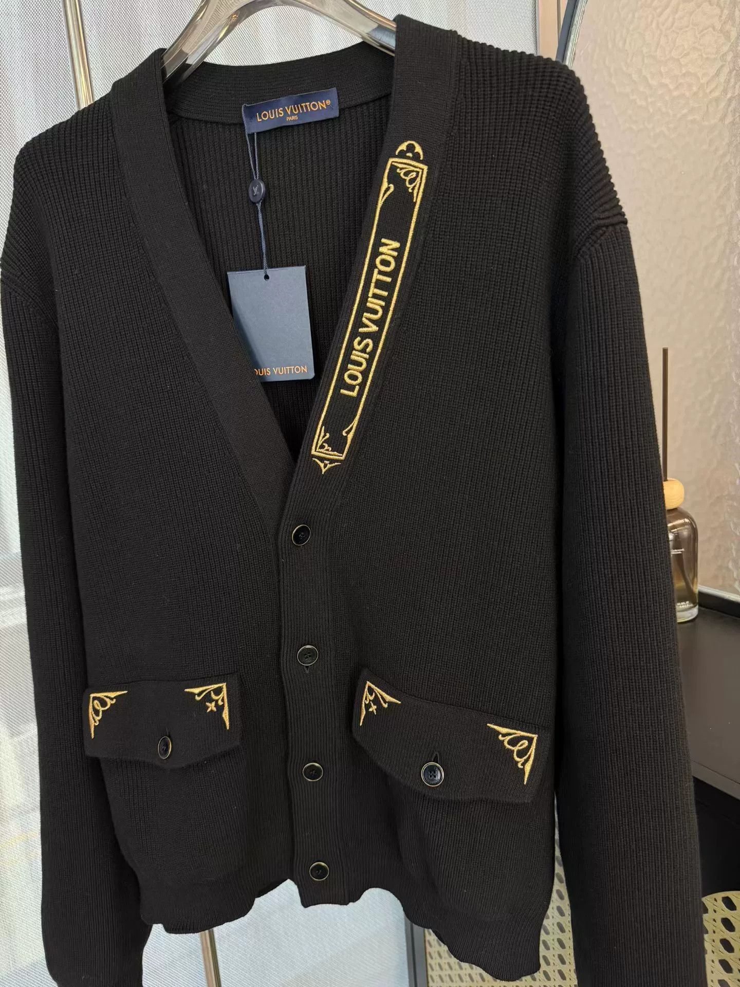 Louis Vuitton Louis Vuitton Gold Embroidered Cardigan XL Size US XL / EU 56 / 4 - 3 Thumbnail