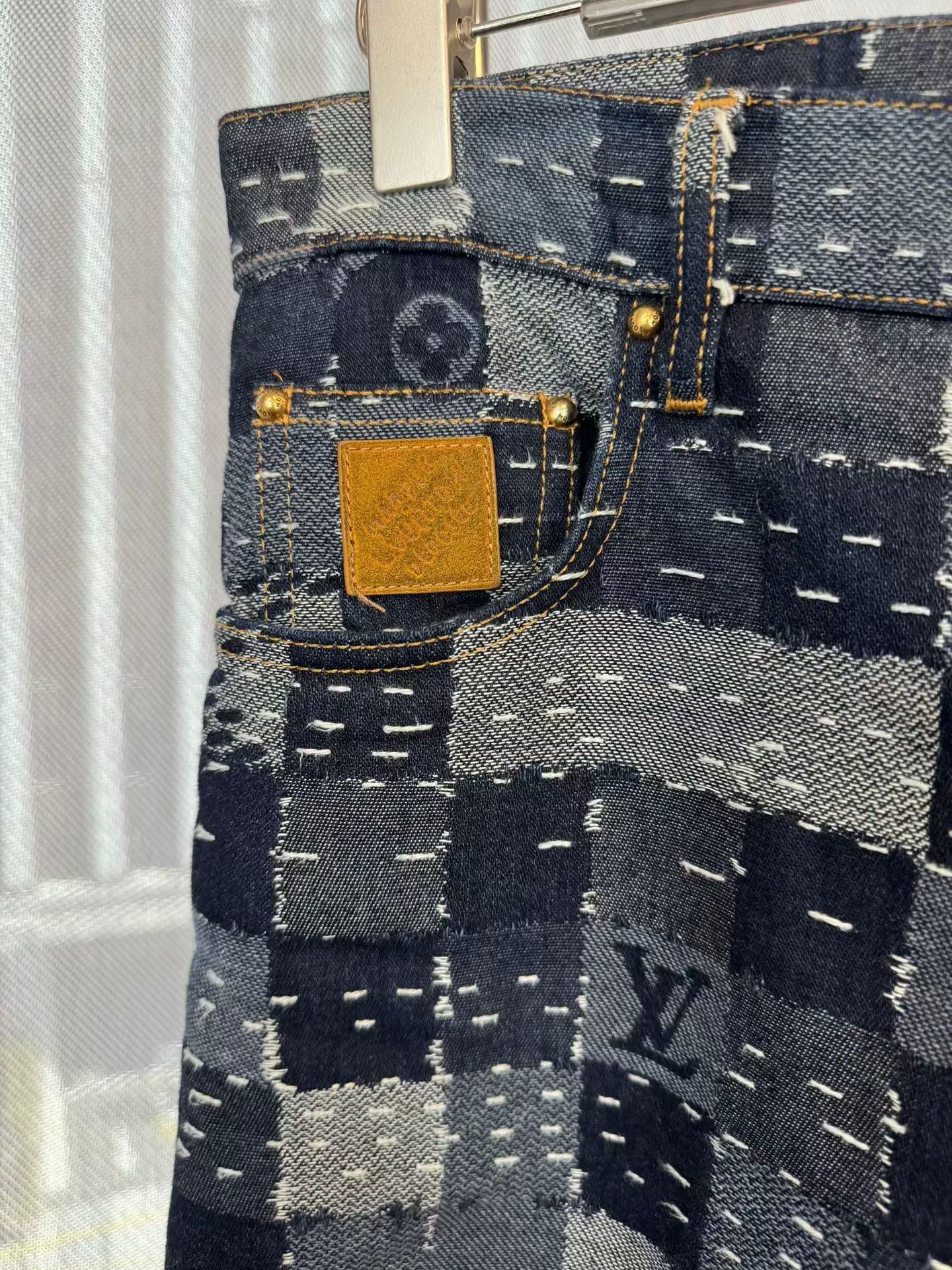 Louis Vuitton Louis Vuitton x Nigo Damier Patchwork Jeans 29 Size US 29 - 3 Thumbnail