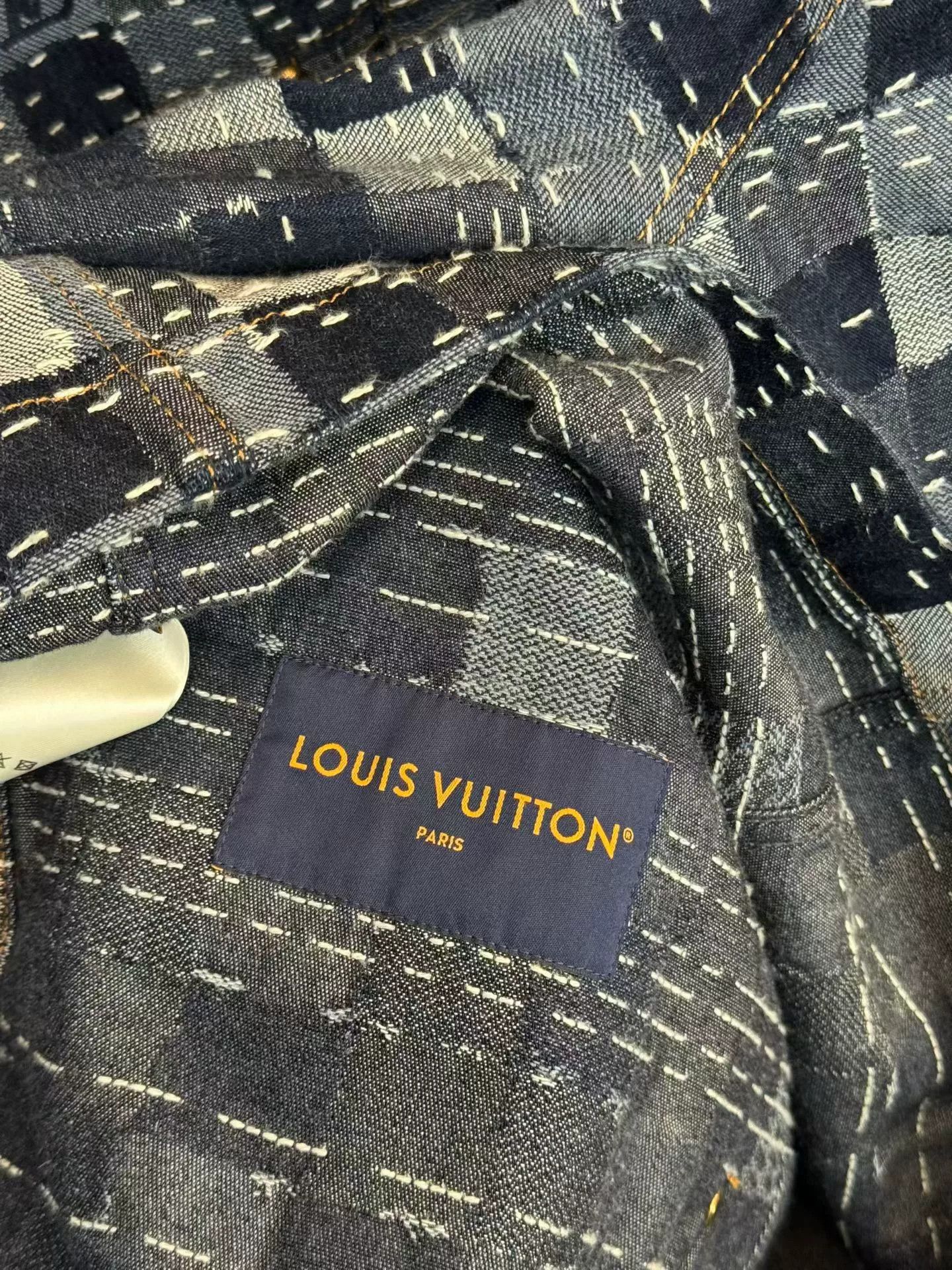 Louis Vuitton Louis Vuitton x Nigo Damier Denim Jacket 48 Size US M / EU 48-50 / 2 - 6 Thumbnail