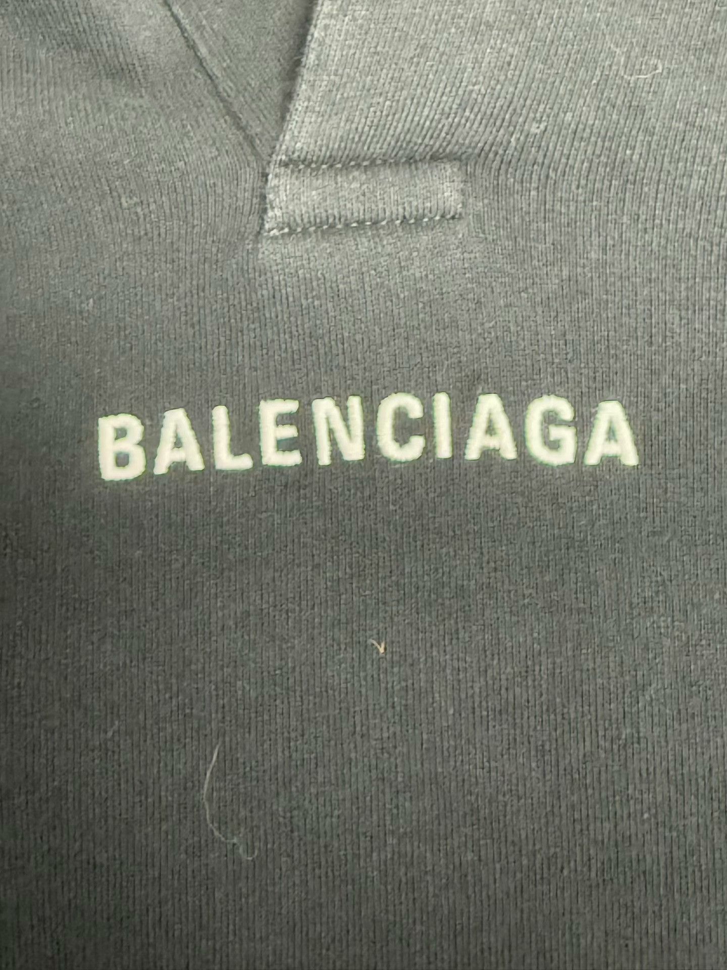Balenciaga Balenciaga Logo Hoodie Size M Size US M / EU 48-50 / 2 - 5 Thumbnail