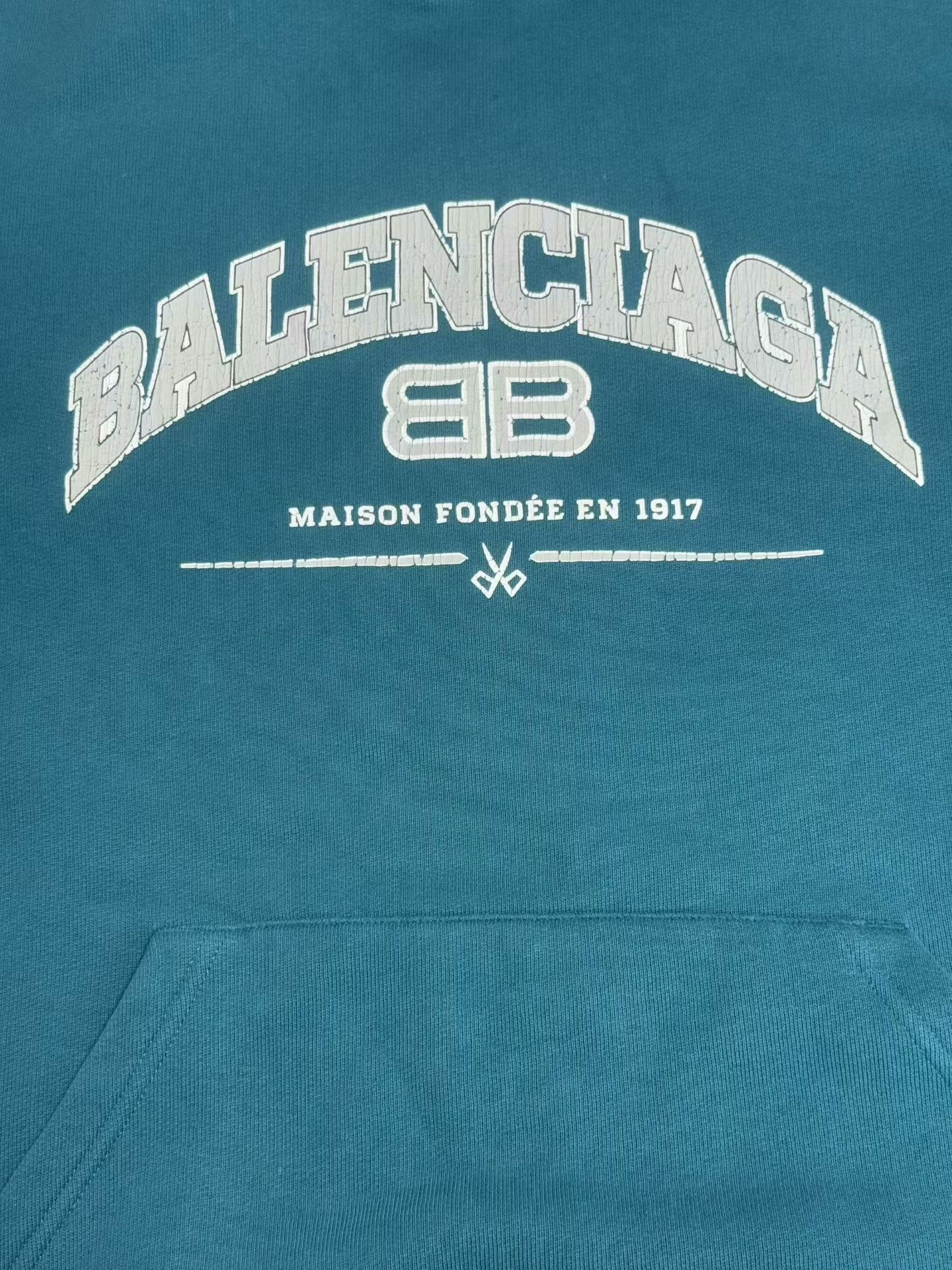 Balenciaga Balenciaga BB Maison Fondée Hoodie Size 2 Size US M / EU 48-50 / 2 - 3 Thumbnail