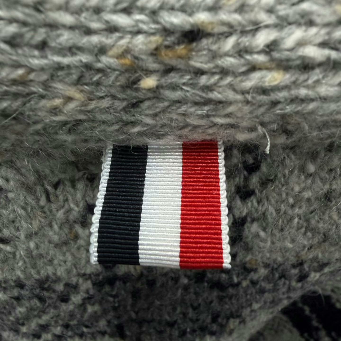 Thom Browne Thom Browne Mohair Wool Plaid Cardigan Size 4 Size US XL / EU 56 / 4 - 4 Thumbnail