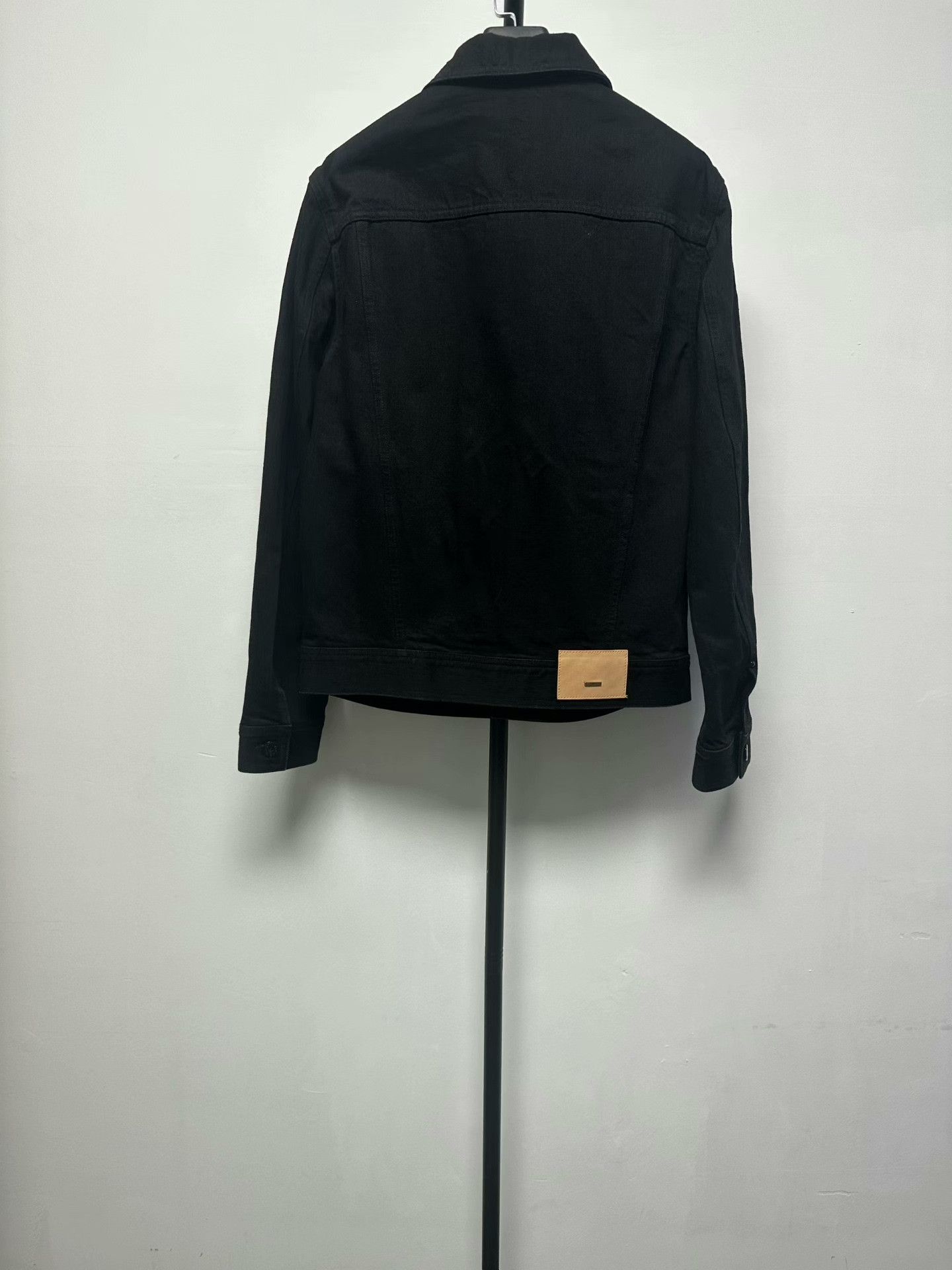 Louis Vuitton Louis Vuitton Black Denim Trucker Jacket Size 46 Size US S / EU 44-46 / 1 - 2 Thumbnail