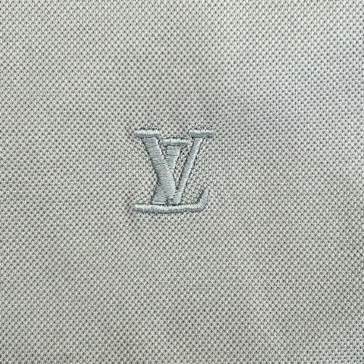 Louis Vuitton Louis Vuitton LV Logo Embroidered Polo XXL Size US XXL / EU 58 / 5 - 7 Thumbnail