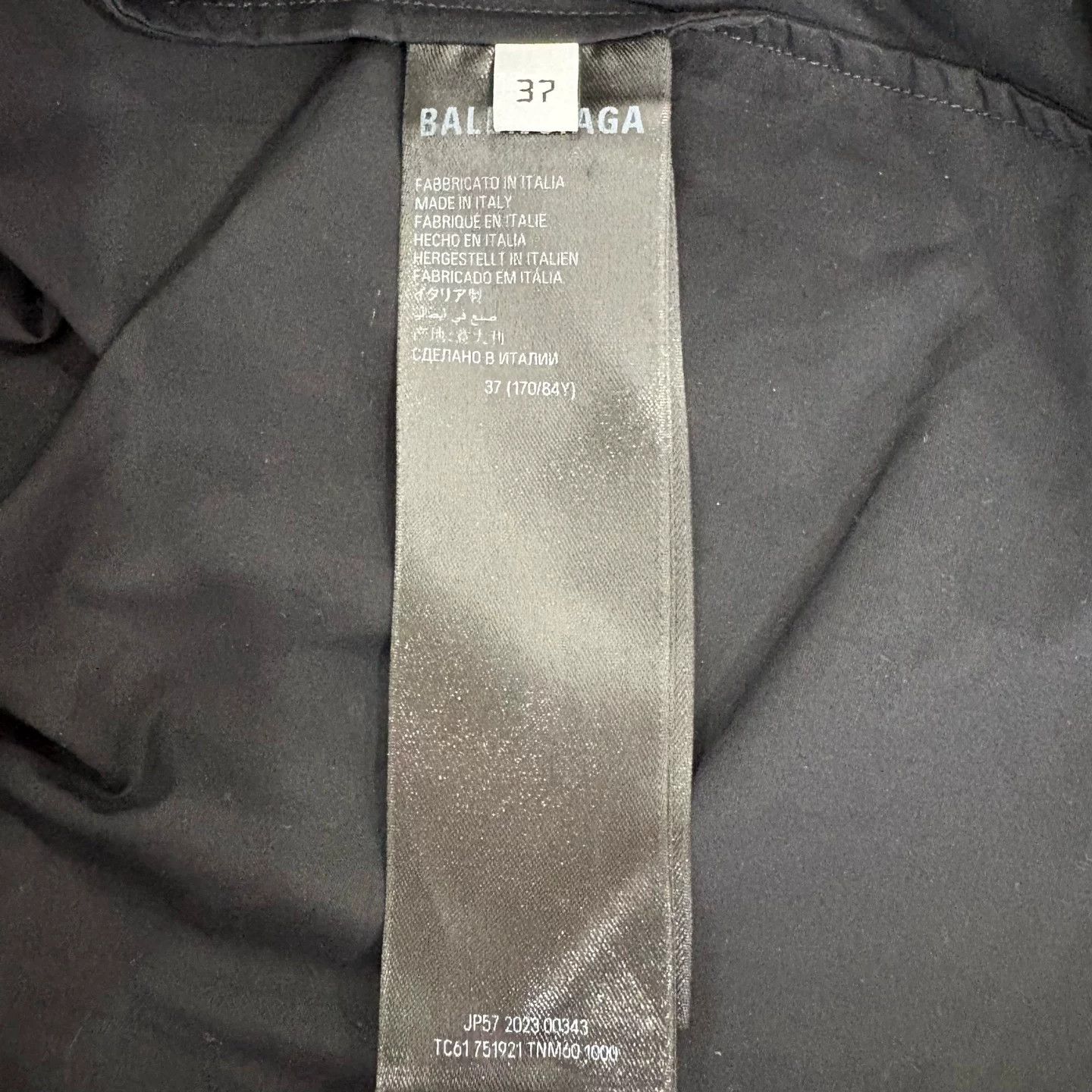 Balenciaga Balenciaga Bitcoin Logo Short Sleeve Shirt 37 Size US S / EU 44-46 / 1 - 4 Thumbnail