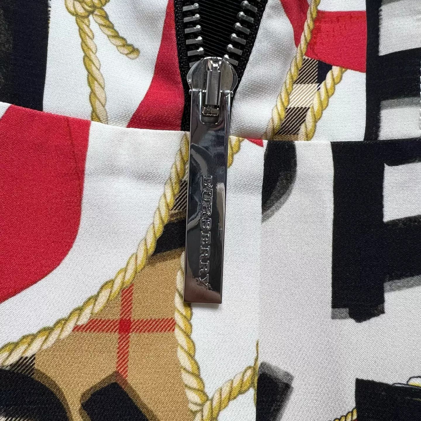 Burberry Burberry Silk Print Zip-up Jacket IT 34 Size XXS / US 00 / IT 34 - 5 Thumbnail