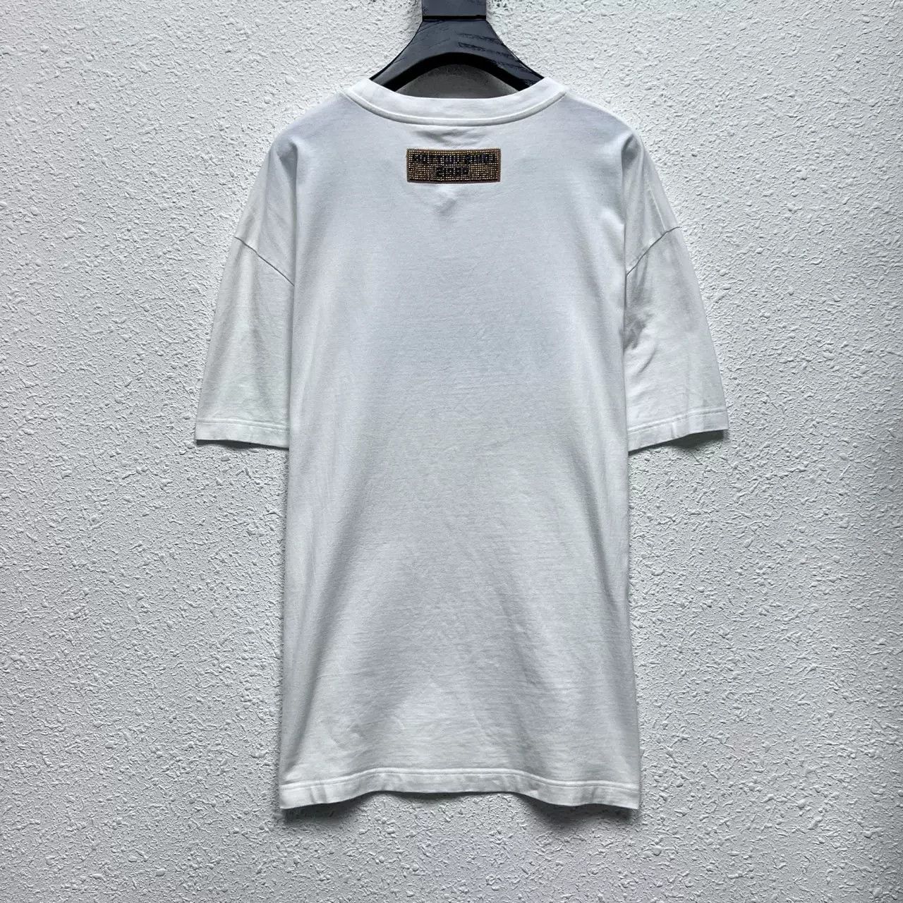 Louis Vuitton Louis Vuitton Beaded Gradient Logo T-Shirt XL Size US XL / EU 56 / 4 - 2 Thumbnail