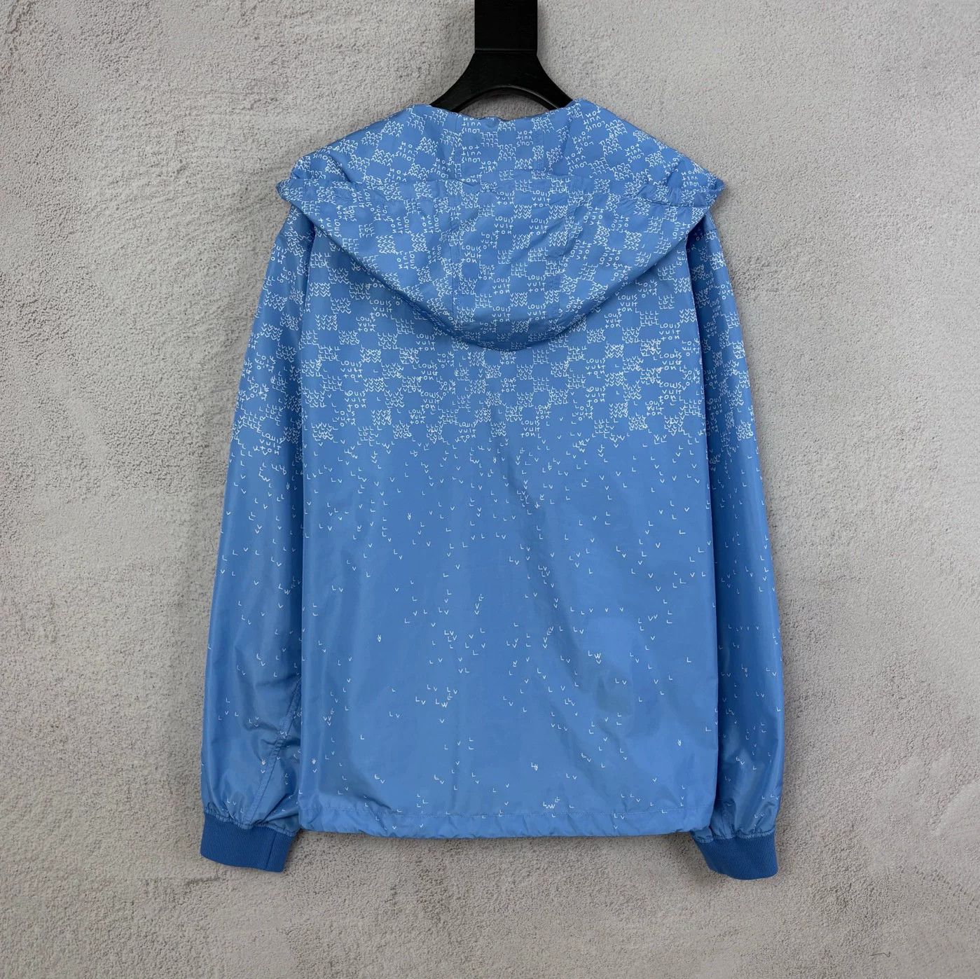 Louis Vuitton Louis Vuitton Monogram Print Windbreaker EU 54 Size US L / EU 52-54 / 3 - 2 Thumbnail