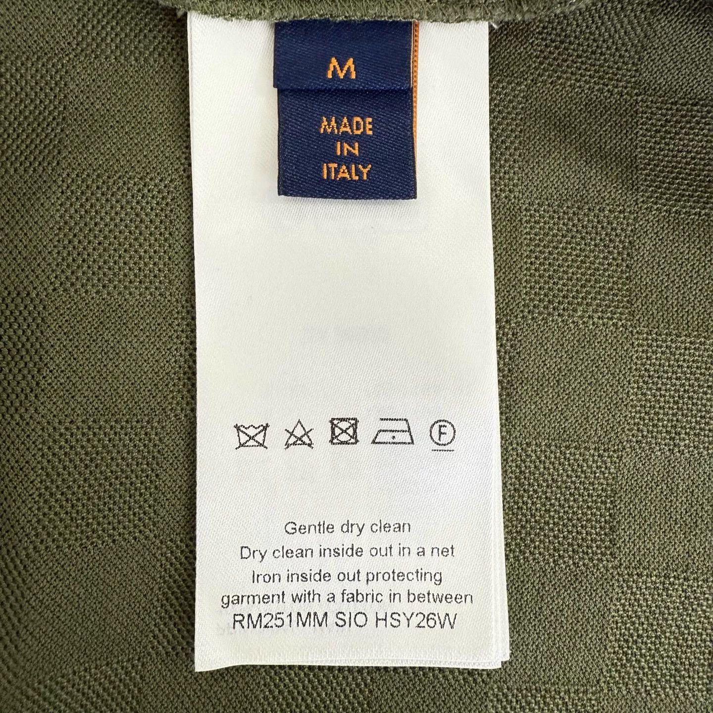 Louis Vuitton Louis Vuitton Embroidered Patch T-Shirt Size M Size US M / EU 48-50 / 2 - 5 Thumbnail