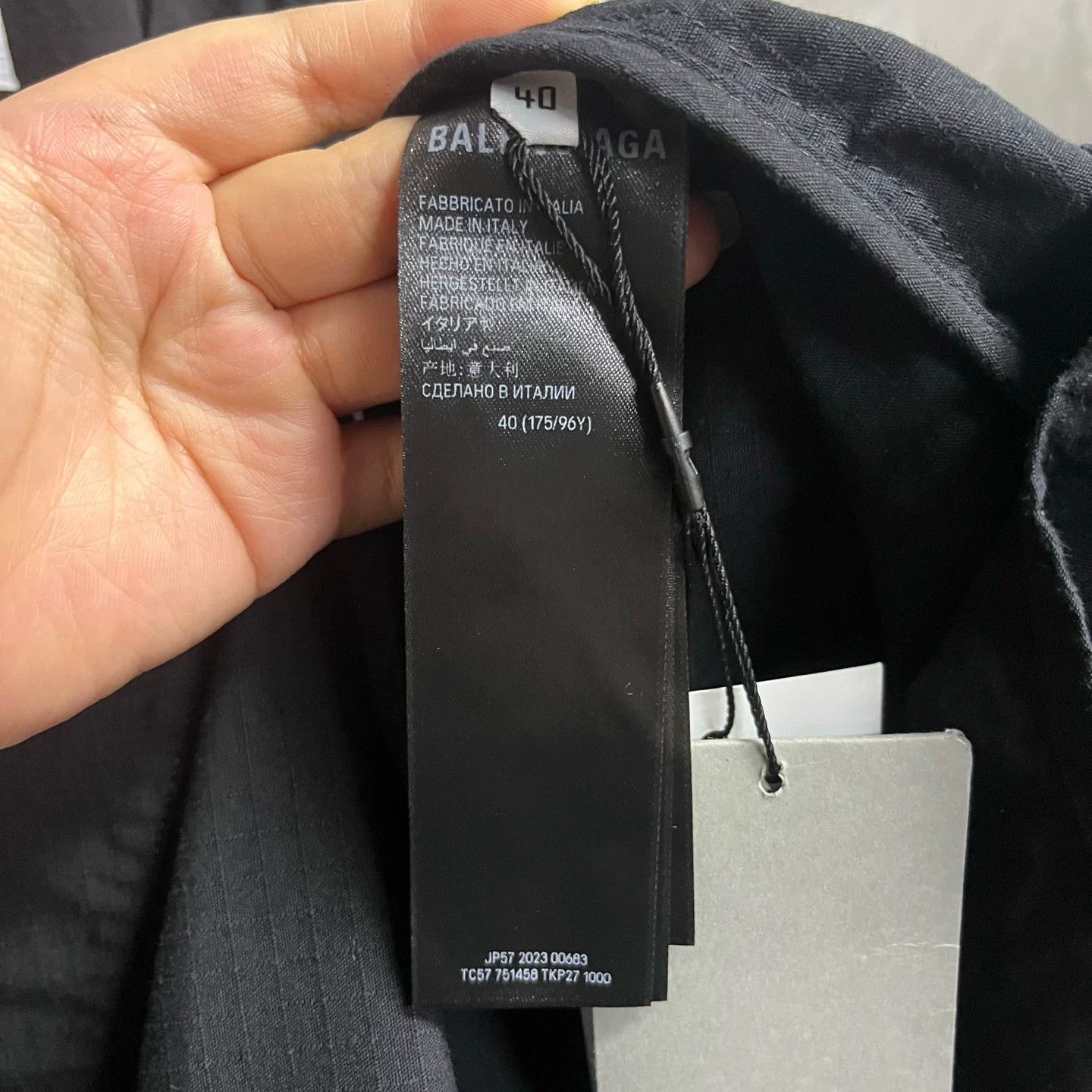 Balenciaga Balenciaga Gamer Graphic Ripstop Shirt 40 Size US M / EU 48-50 / 2 - 3 Thumbnail