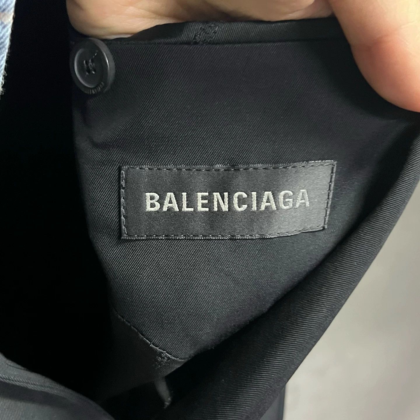 Balenciaga Balenciaga Viscose Gabardine Blazer Size FR 34 Size XS / US 0-2 / IT 36-38 - 3 Thumbnail