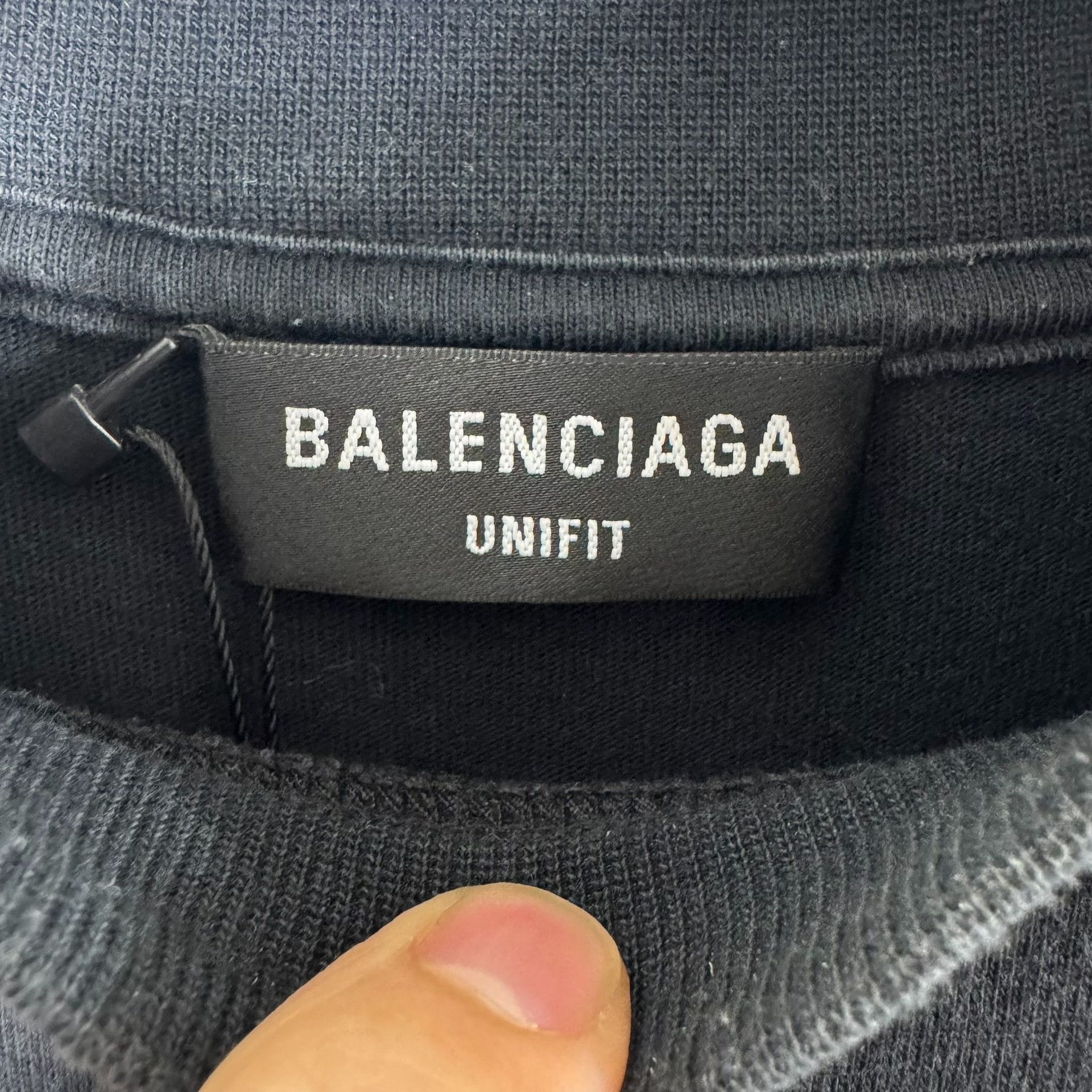 Balenciaga Balenciaga Flame Logo Distressed T-Shirt Size 3 Size US L / EU 52-54 / 3 - 5 Thumbnail