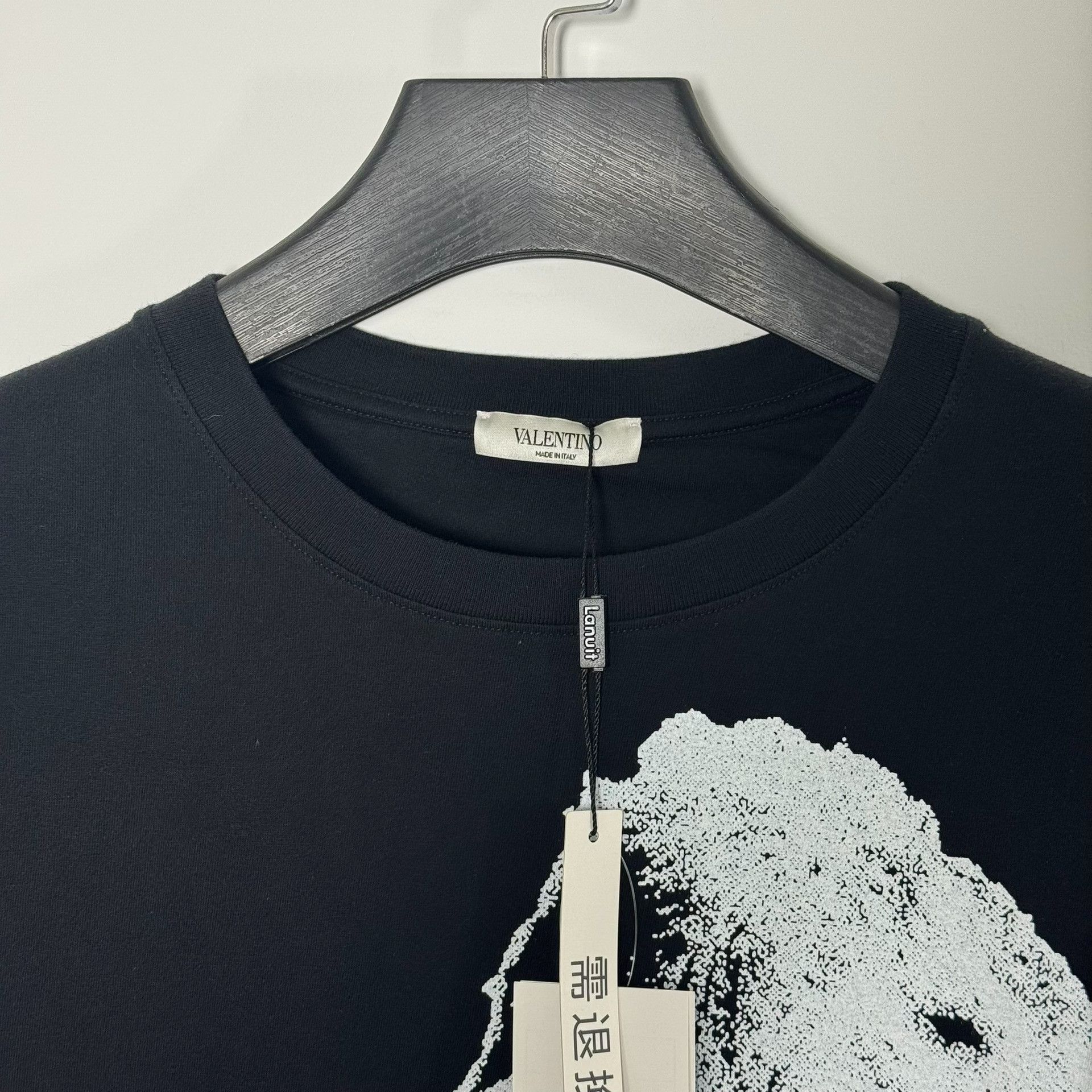 Valentino Valentino Wolf Print Logo T-Shirt Size L Size US L / EU 52-54 / 3 - 3 Thumbnail