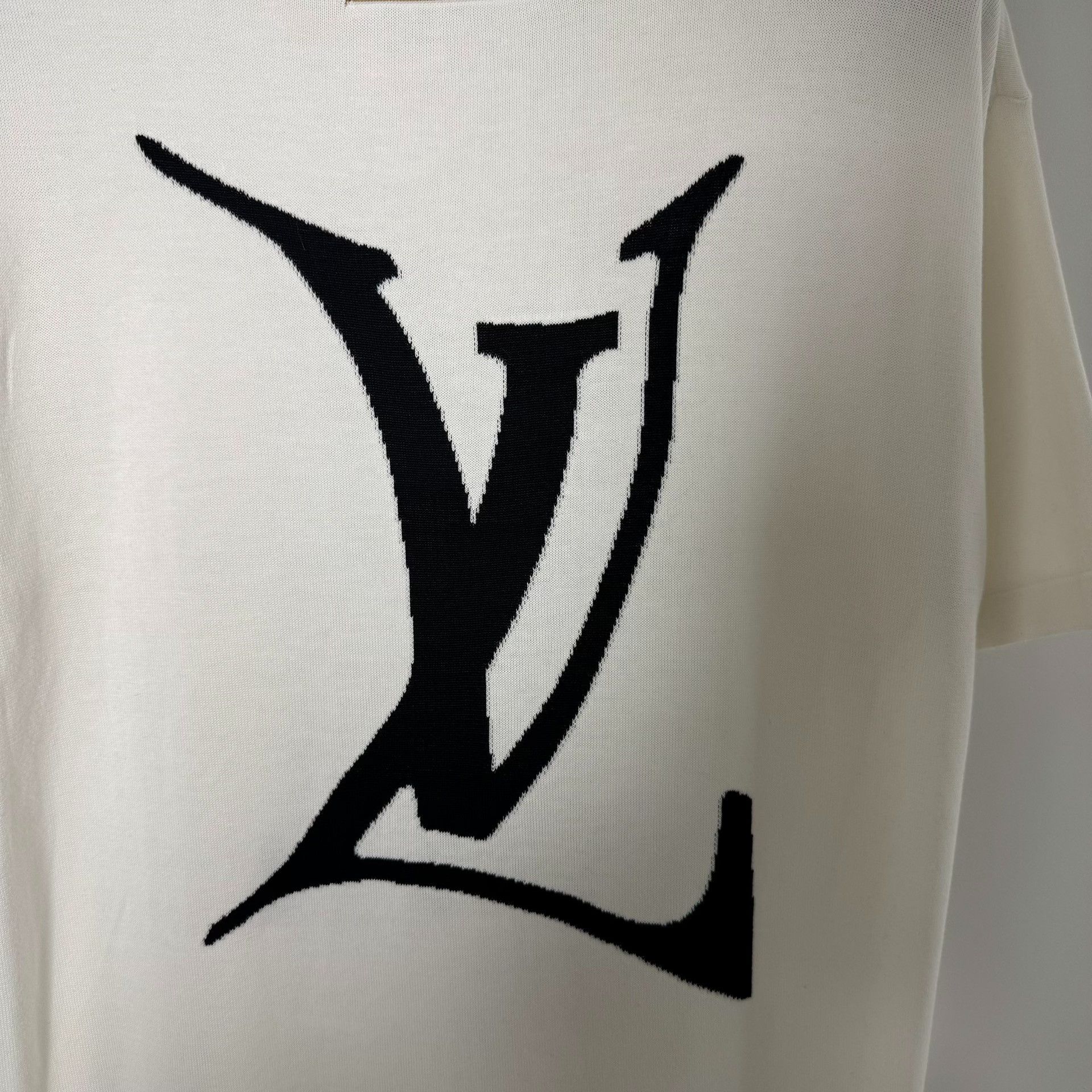 Louis Vuitton Louis Vuitton End Goal Logo Knit T-Shirt XL Size US XL / EU 56 / 4 - 7 Thumbnail