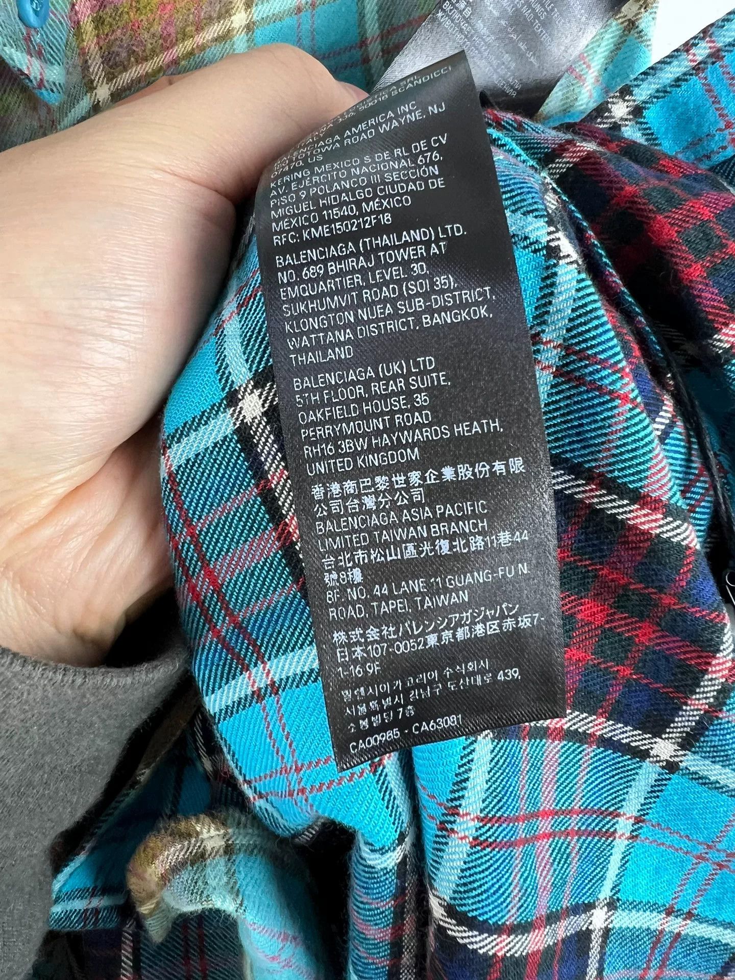 Balenciaga Balenciaga Gradient Plaid Flannel Shirt Size 39 Size US M / EU 48-50 / 2 - 5 Thumbnail