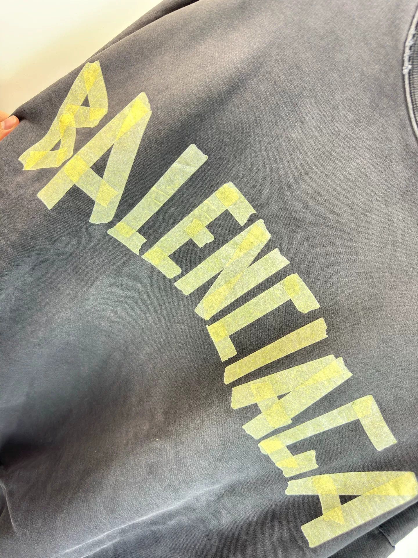 Balenciaga Balenciaga Tape Effect Distressed Sweatshirt XS Size US XS / EU 42 / 0 - 7 Thumbnail