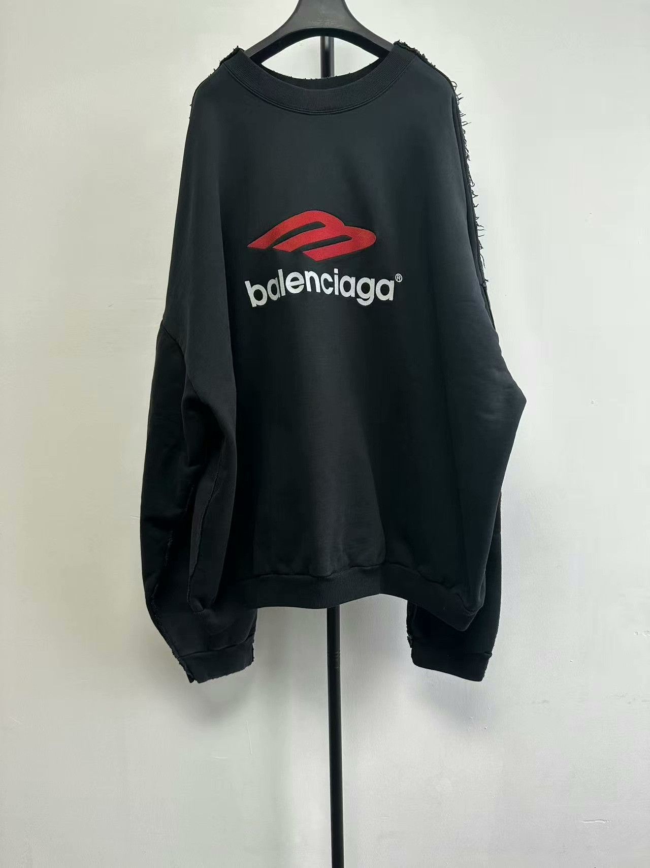 Balenciaga Balenciaga Tape Logo Distressed Sweatshirt Size XL Size US XL / EU 56 / 4 - 2 Thumbnail
