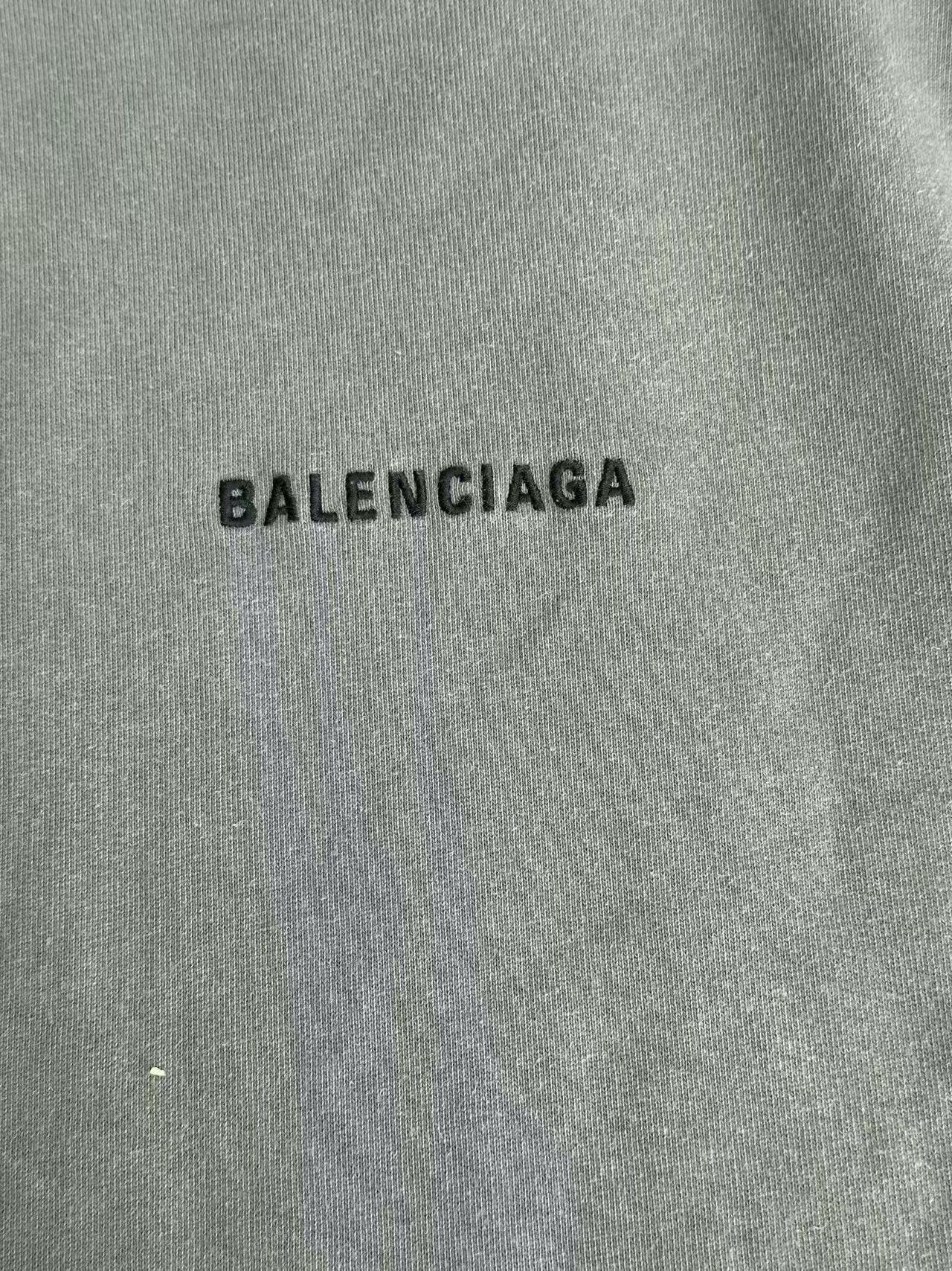 Balenciaga Balenciaga Logo Hoodie Size M Size US M / EU 48-50 / 2 - 3 Thumbnail