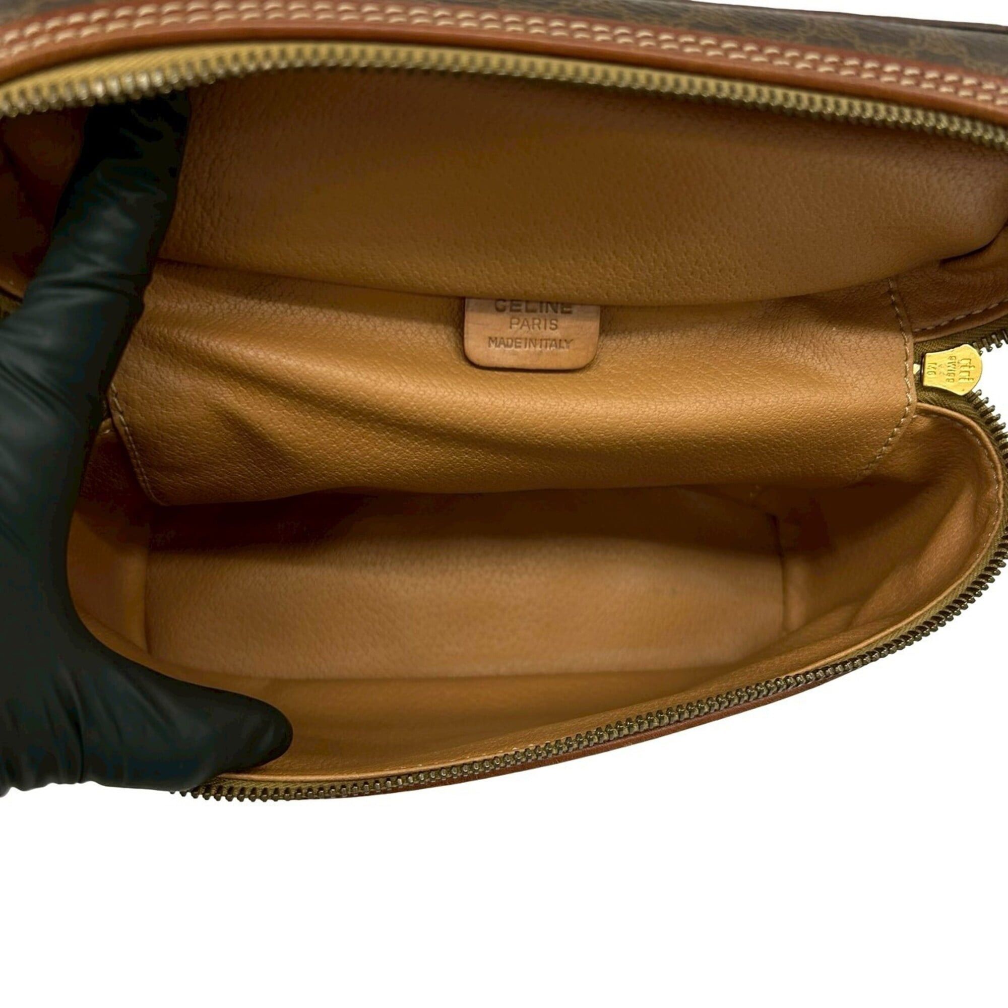 Celine CELINE Vintage Macadam Blazon Triomphe Pattern Leather Handbag Vanity Bag Brown 85094 Size ONE SIZE - 9 Thumbnail