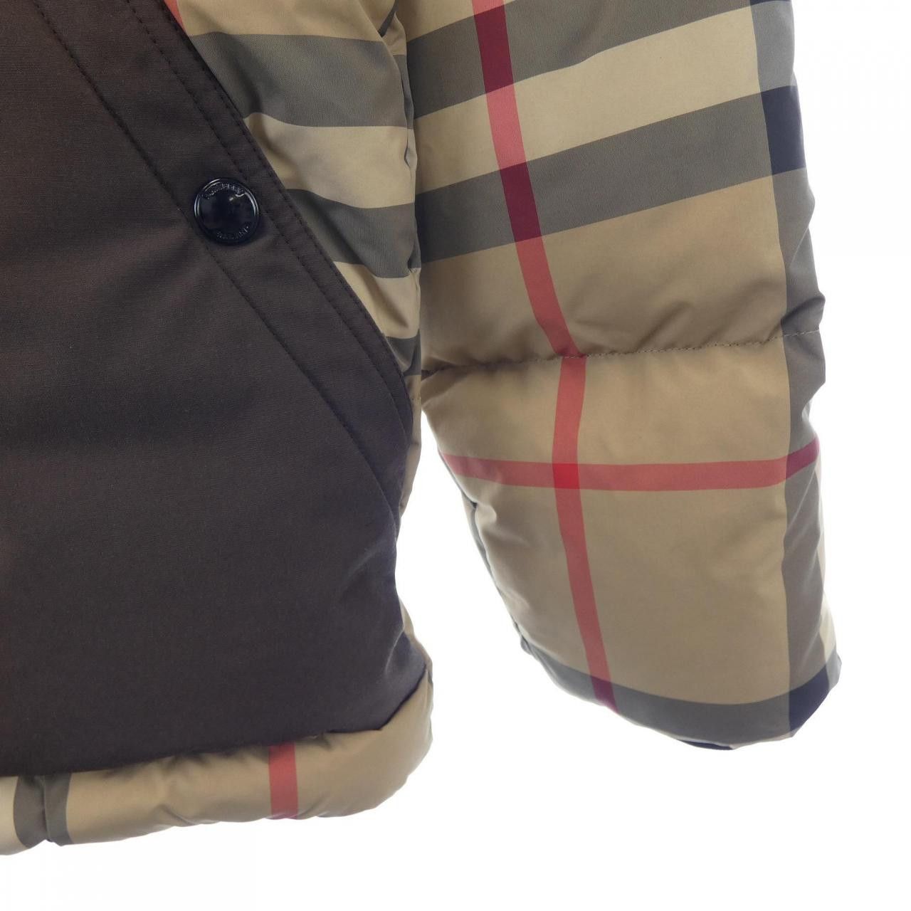 Burberry Burberry Burberry Down Jacket Textile Outerwear 8043921 DUTY FREE for USA Size ONE SIZE - 7 Thumbnail