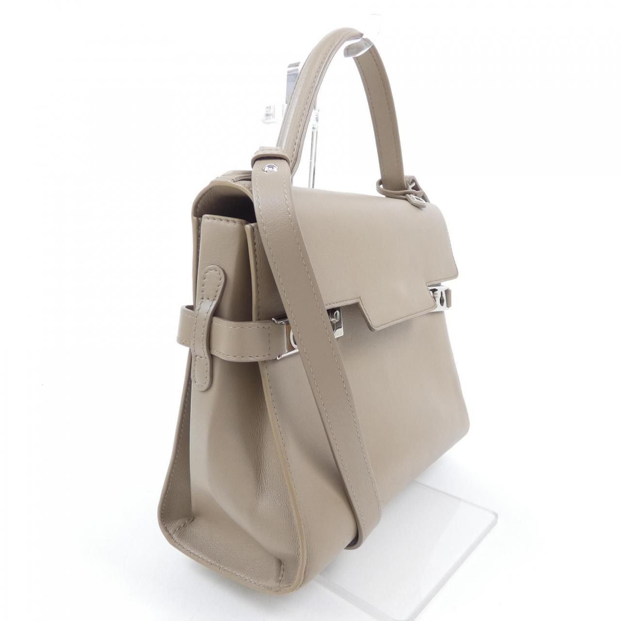 Delvaux Delvaux Delvaux Tempete Souple Calf Bag Leather Handbag AA0368AAX DUTY FREE for USA Size ONE SIZE - 2 Thumbnail
