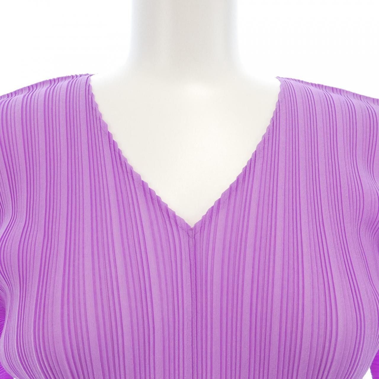 Issey Miyake Issey Miyake Pleats Please Top Textile Tops PP51FK332 DUTY FREE for USA Size ONE SIZE - 5 Thumbnail
