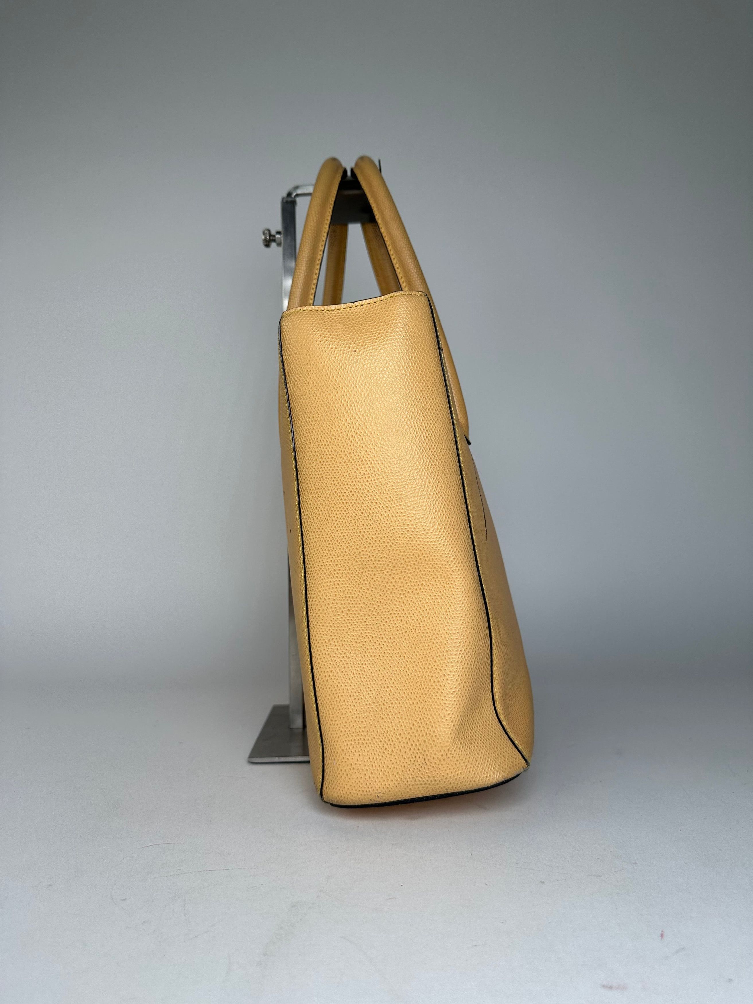 Celine Vintage Paris Handbag Beige Size ONE SIZE - 3 Thumbnail
