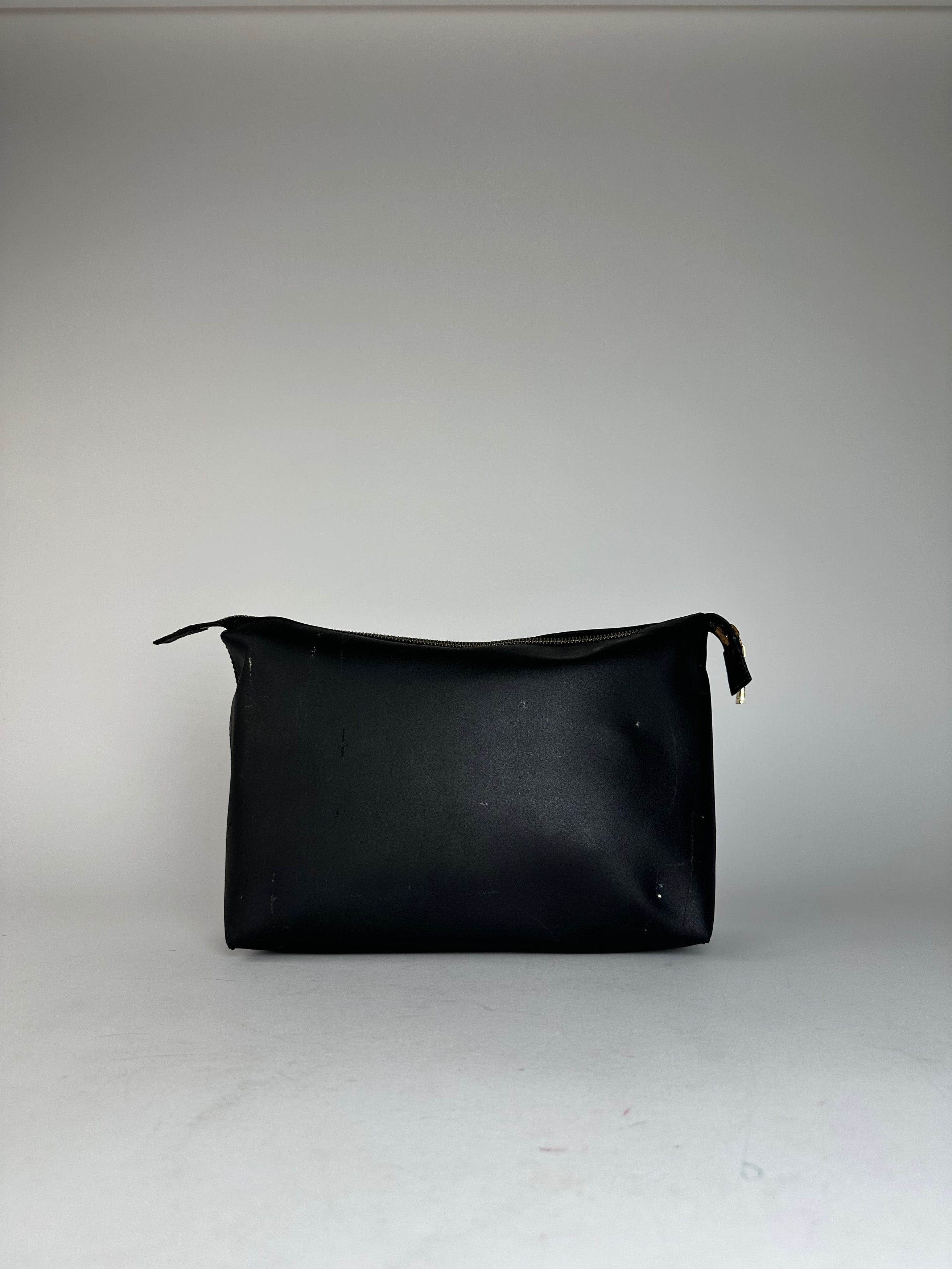 Celine Vintage Paris Plain Leather Clutch Black Size ONE SIZE - 2 Thumbnail