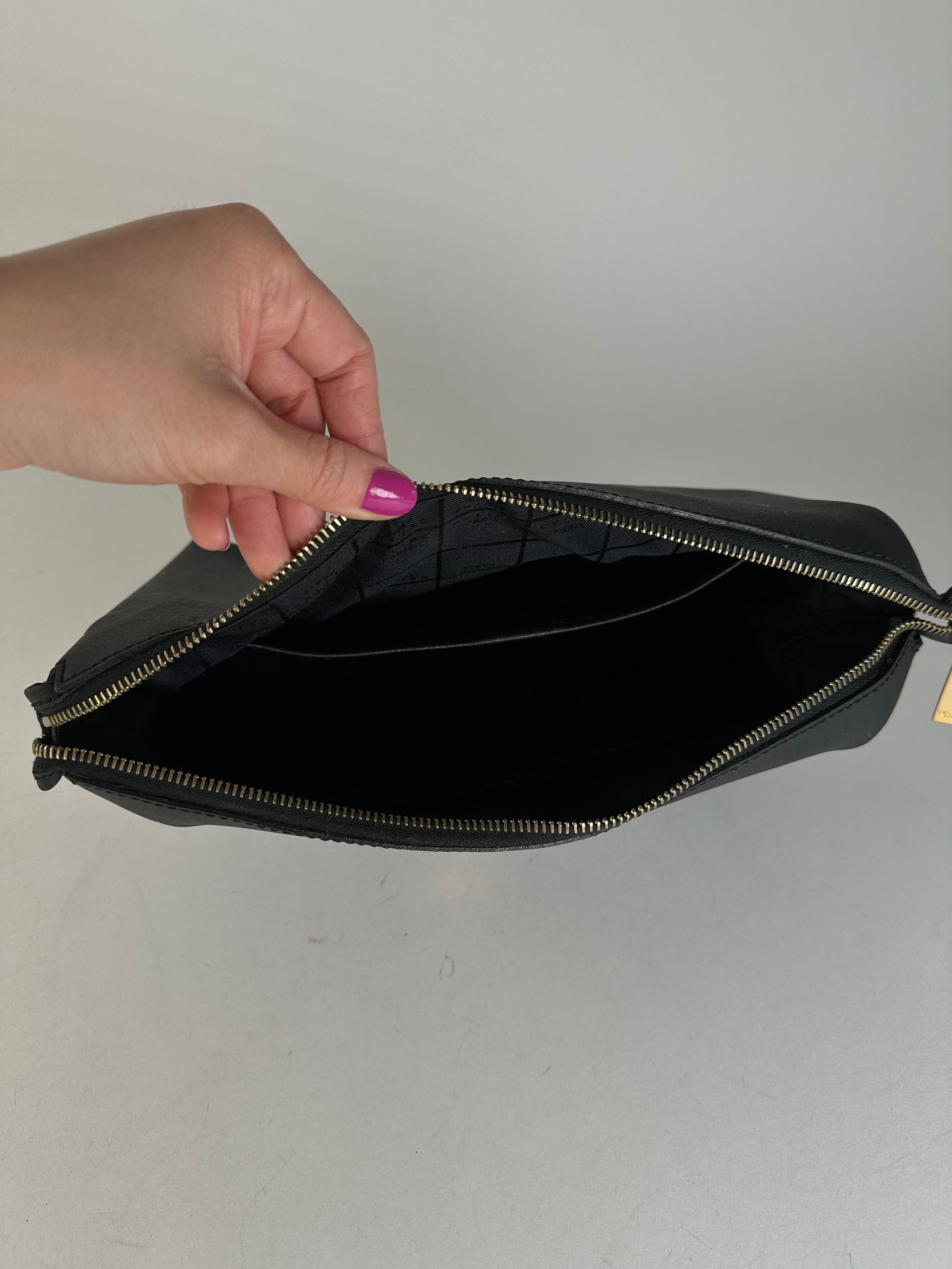 Celine Vintage Paris Plain Leather Clutch Black Size ONE SIZE - 13 Thumbnail