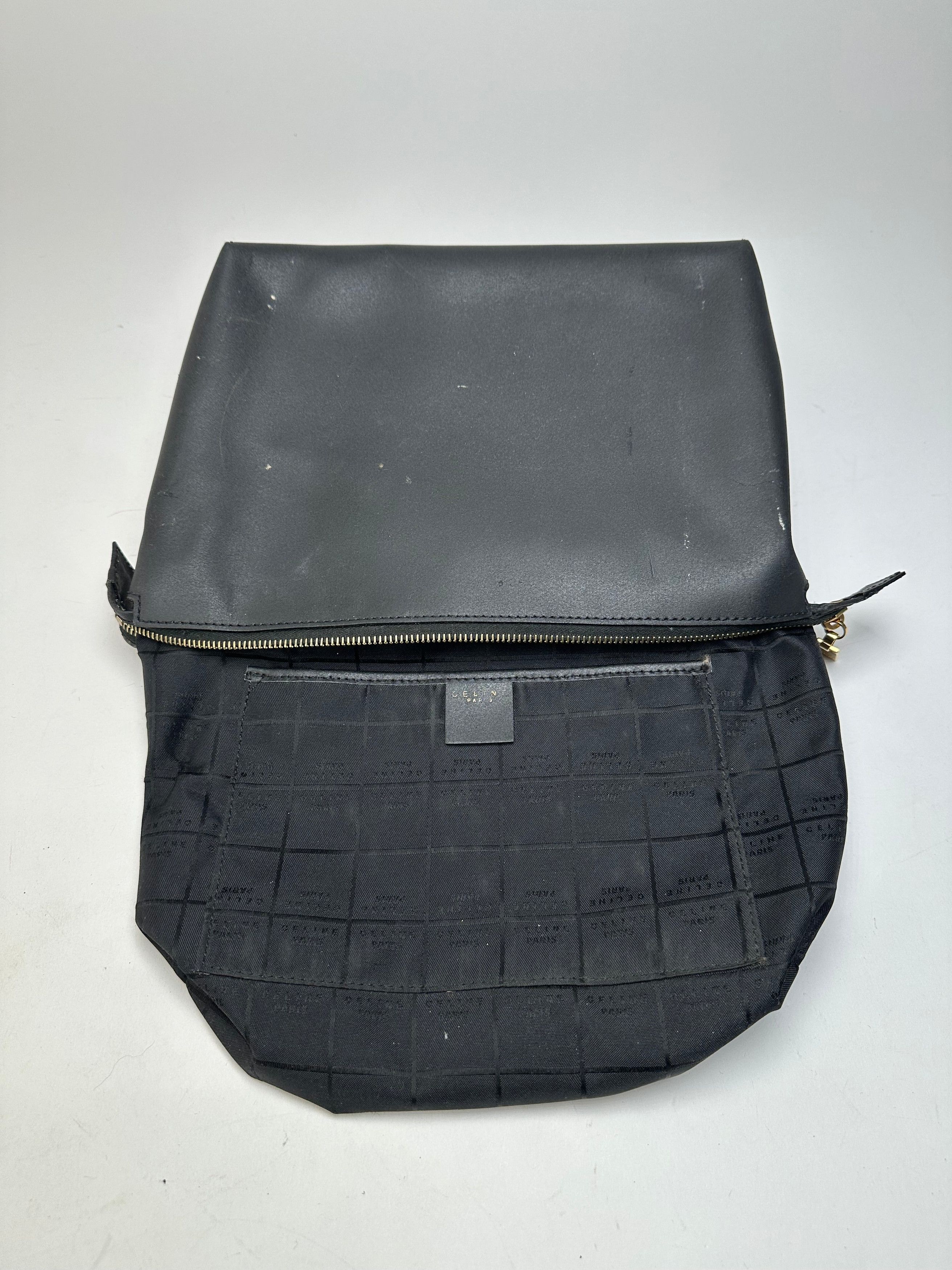 Celine Vintage Paris Plain Leather Clutch Black Size ONE SIZE - 3 Thumbnail