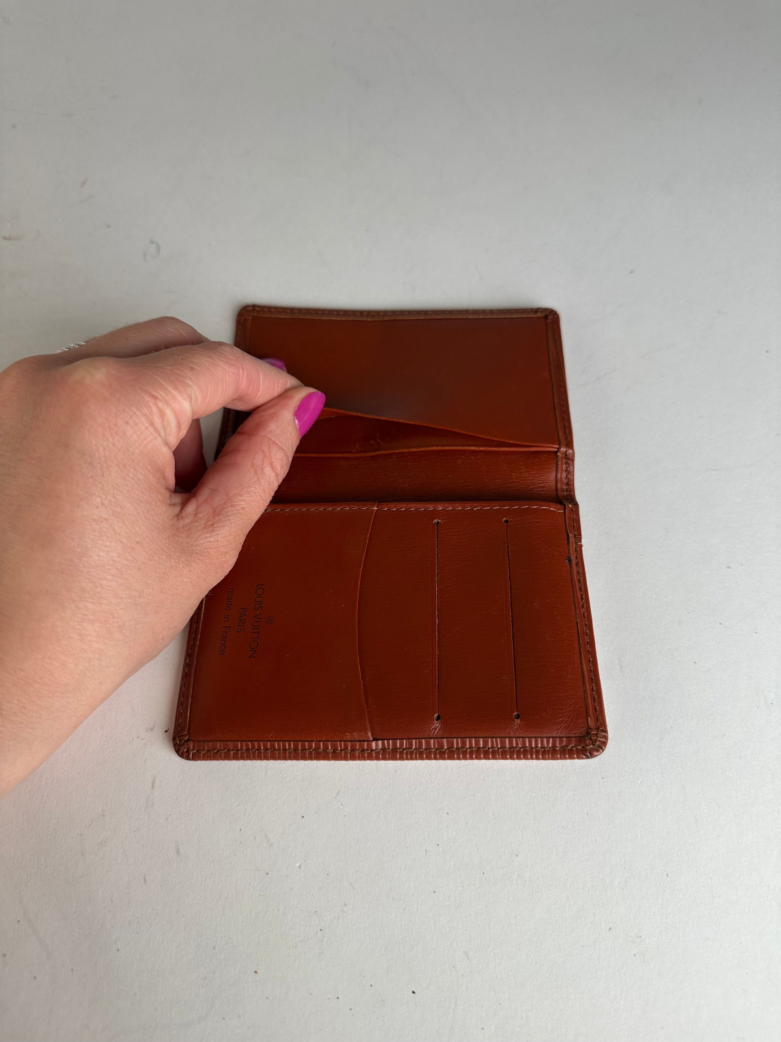 Louis Vuitton Vintage EPI Leather Card Holder Brown Size ONE SIZE - 5 Thumbnail