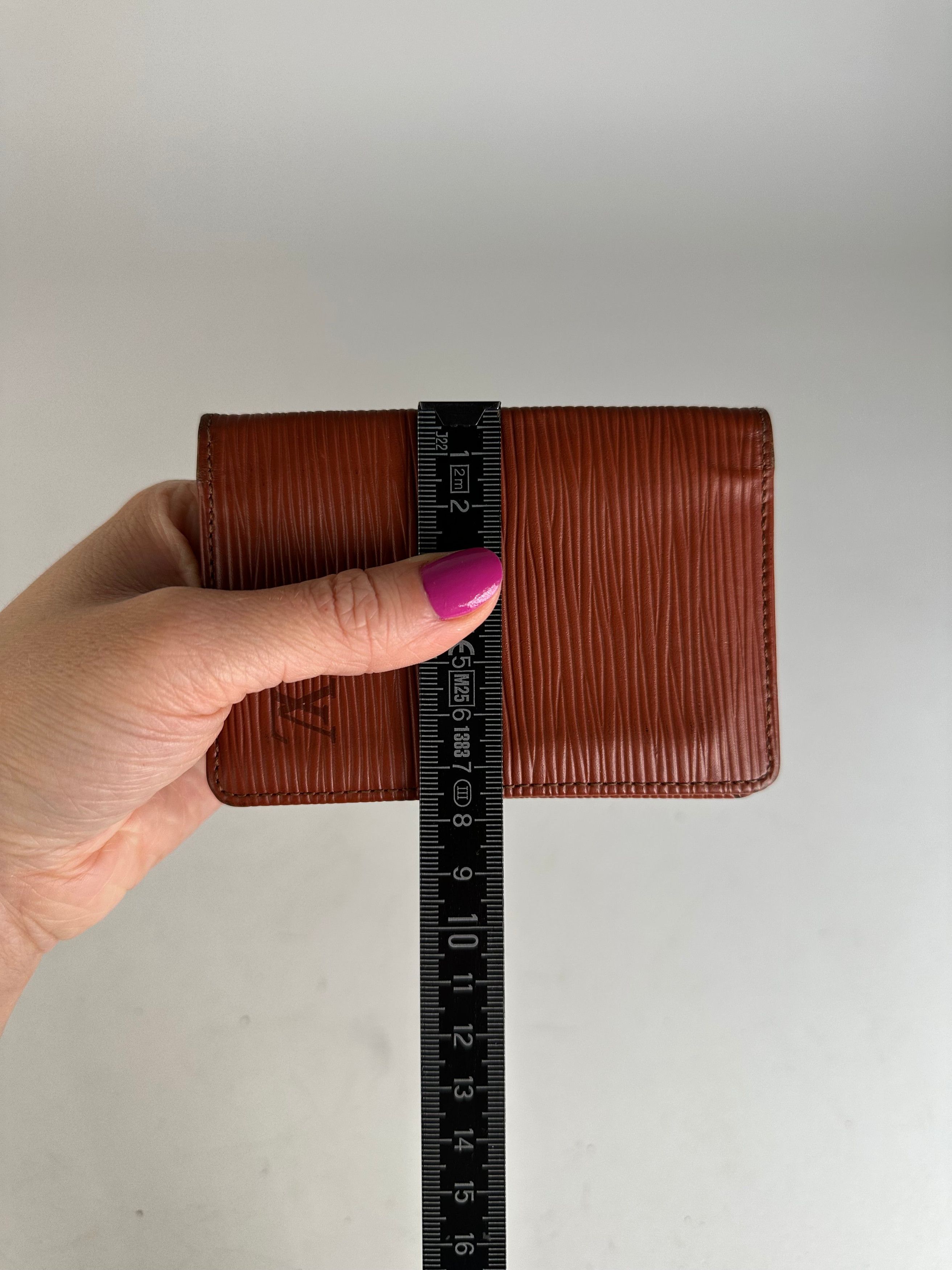 Louis Vuitton Vintage EPI Leather Card Holder Brown Size ONE SIZE - 7 Thumbnail
