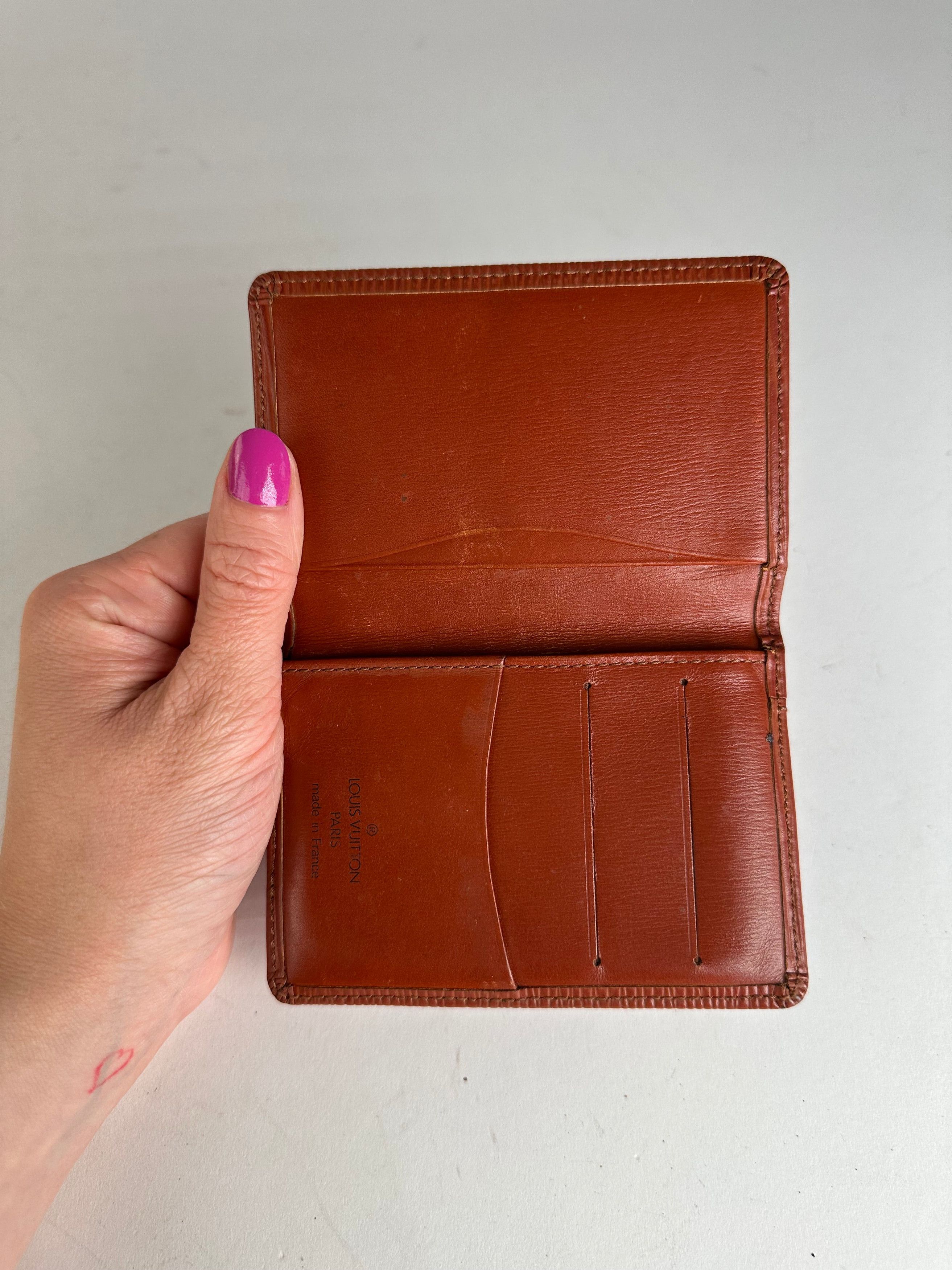 Louis Vuitton Vintage EPI Leather Card Holder Brown Size ONE SIZE - 3 Thumbnail
