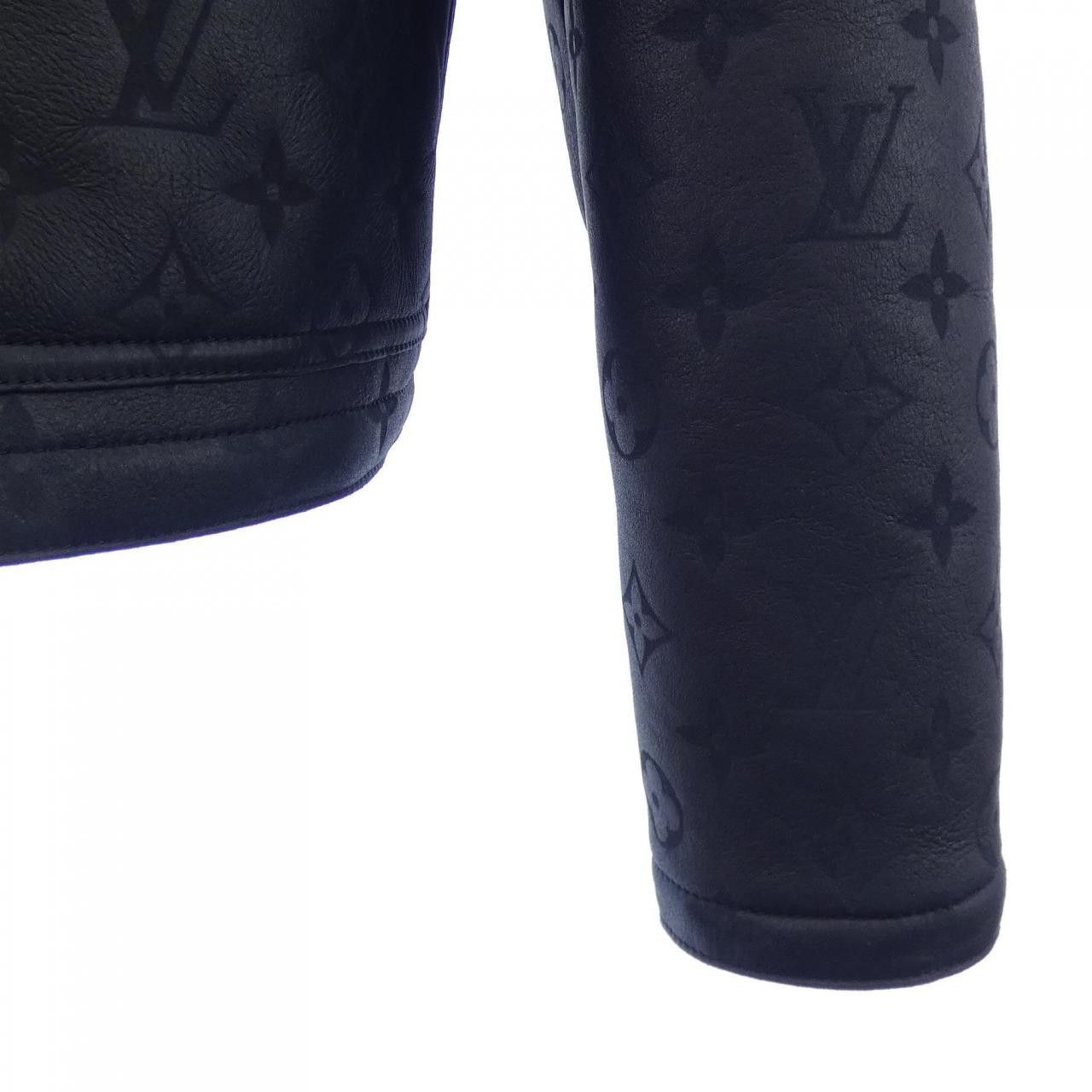 Louis Vuitton Louis Vuitton Louis Vuitton LVSE Monogram Shearling Jacket Fur Outerwear HML42EYGL DUTY FREE for USA Size ONE SIZE - 6 Thumbnail