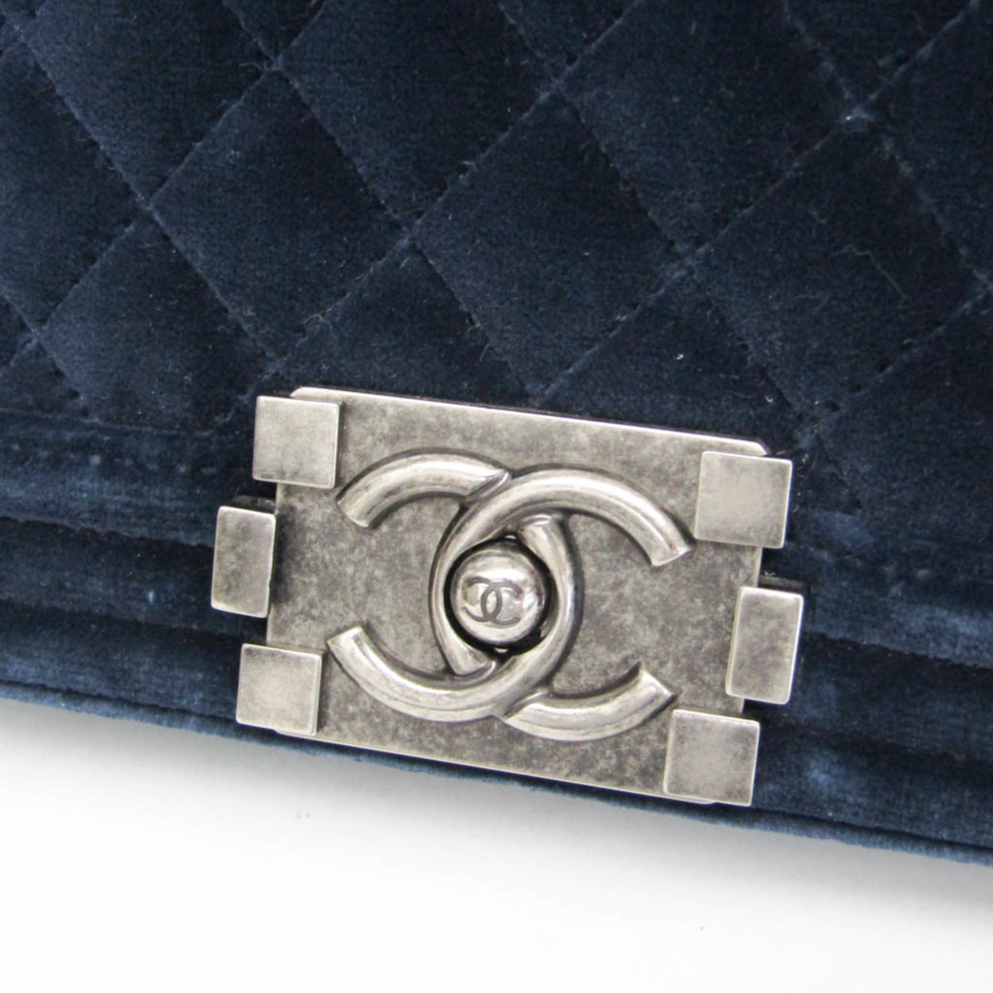 Chanel Chanel Boy Chanel Chain Shoulder Bag Women's Velvet Shoulder Bag Navy Size ONE SIZE - 9 Thumbnail