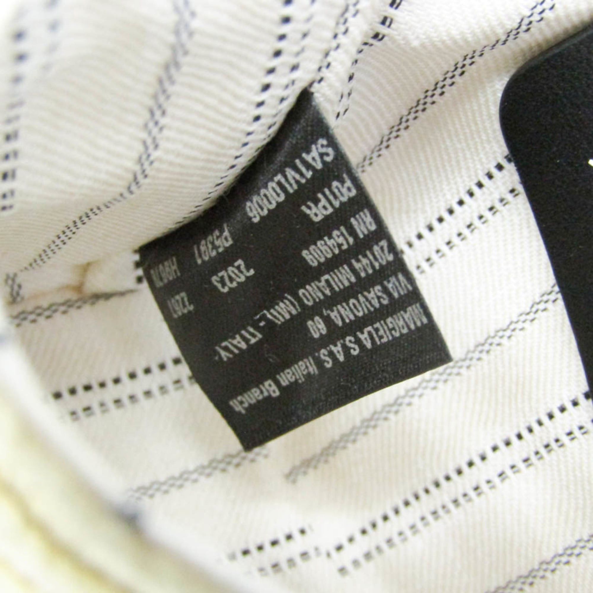 Maison Margiela Maison Margiela Micro Paper Tote Bag Charm SA1VL0006 Women's Leather,Polyester Pouch Beige,Black,White Size ONE SIZE - 10 Thumbnail