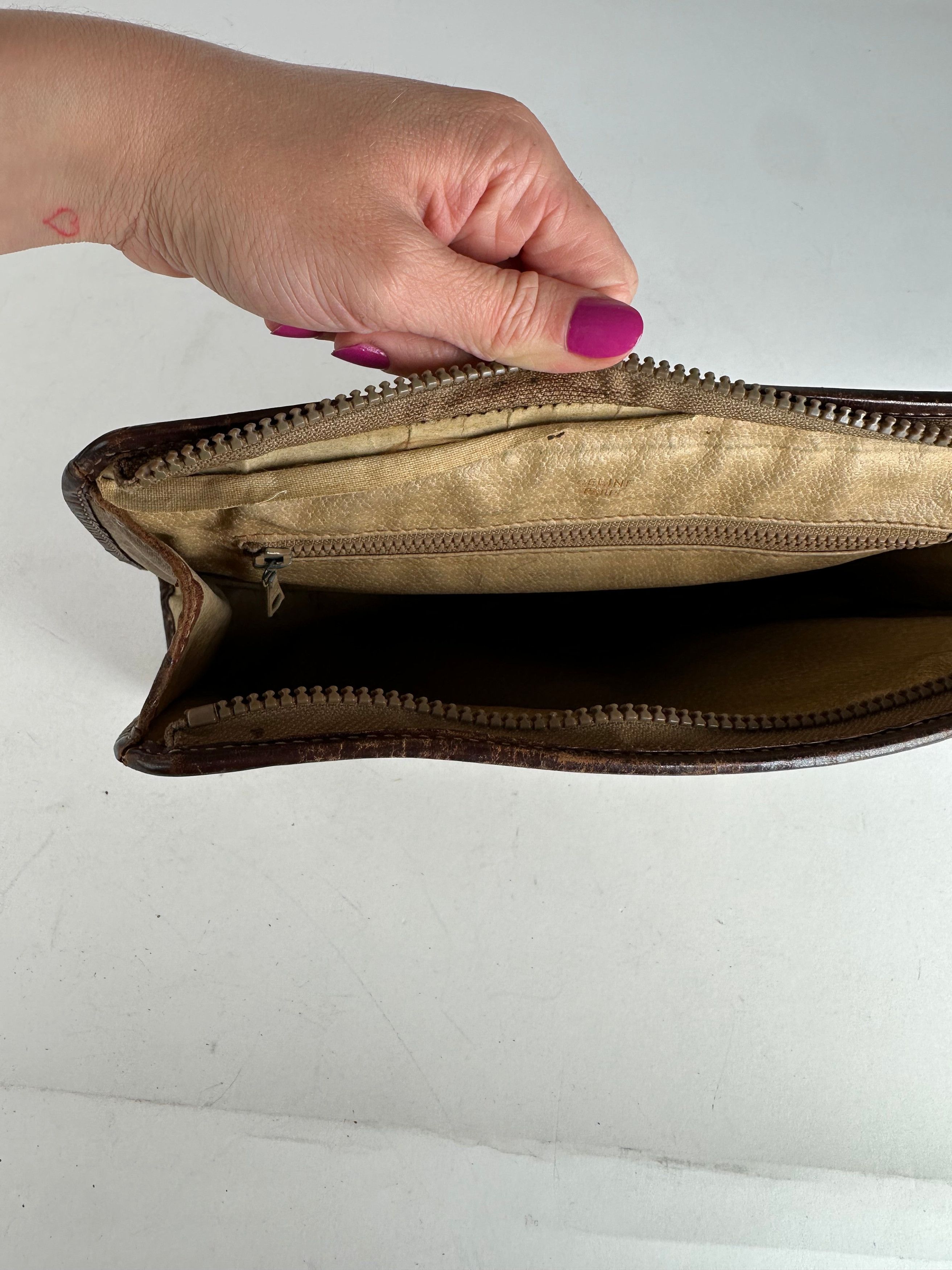 Celine Vintage Paris Triomphe Monogram Leather Clutch Beige Brown Size ONE SIZE - 11 Thumbnail