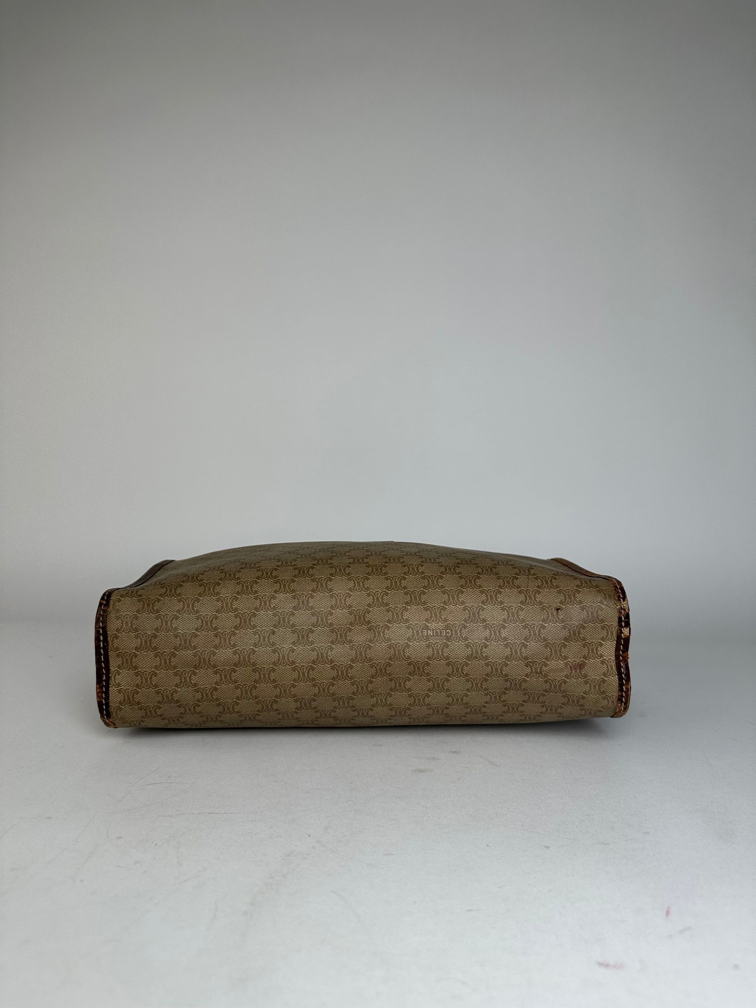 Celine Vintage Paris Triomphe Monogram Leather Clutch Beige Brown Size ONE SIZE - 6 Thumbnail