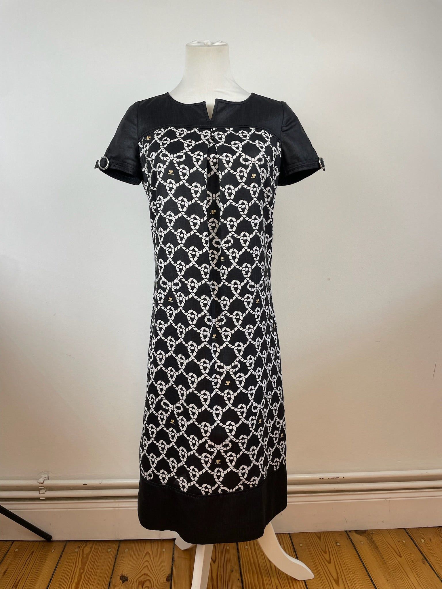 Courreges Vintage Abstract Dress Black White M Size S / US 4 / IT 40 - 5 Thumbnail