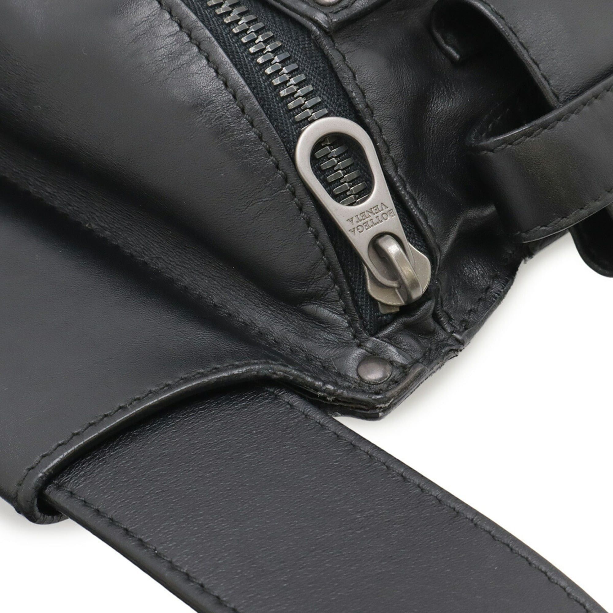 Bottega Veneta Bottega Veneta Intrecciato Waist Bag, Body Leather, Black, 121604 Size ONE SIZE - 4 Thumbnail