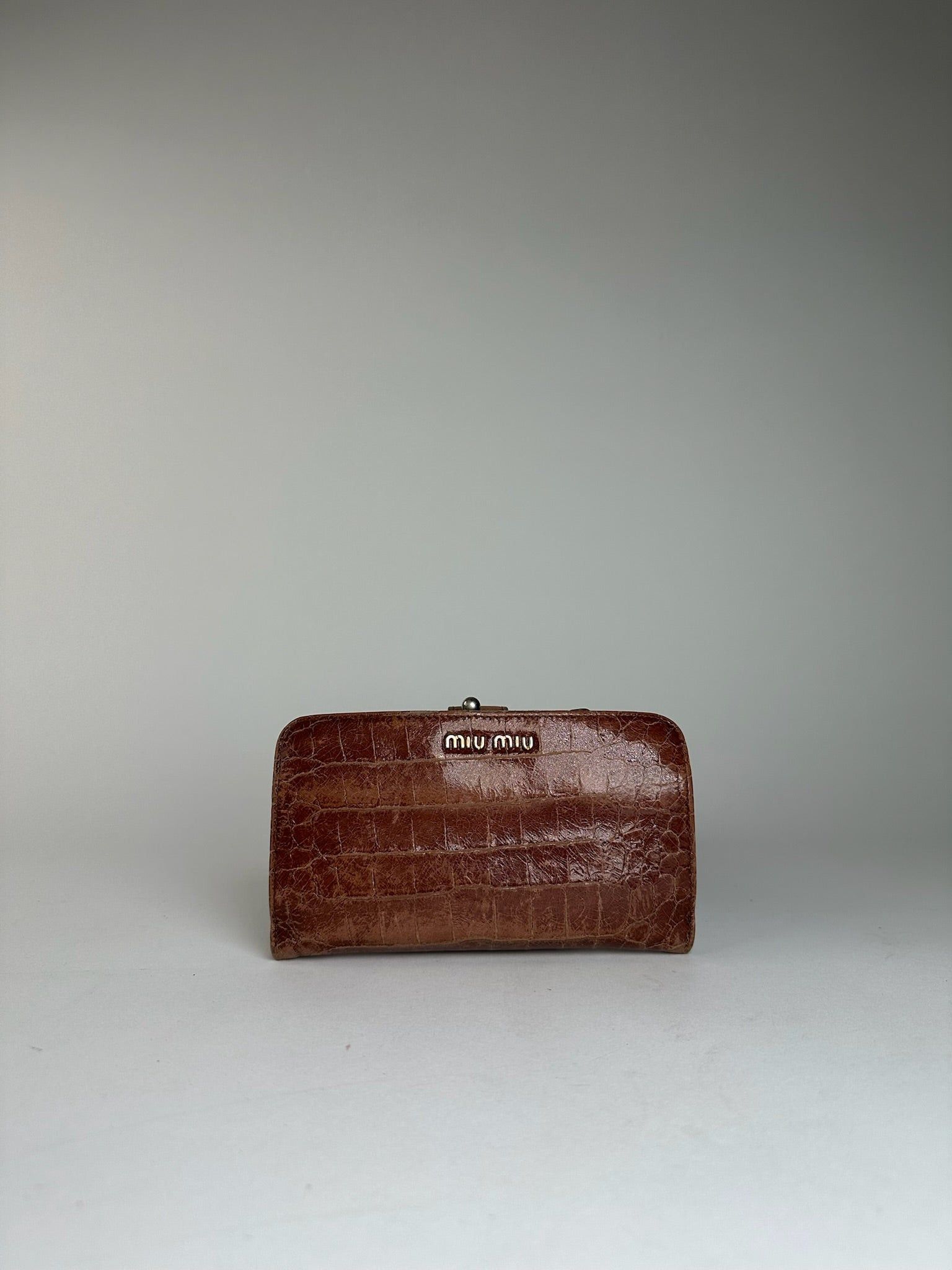 Miu Miu Vintage Crocodile Emblossed Leather Wallet Brown Size ONE SIZE - 6 Thumbnail